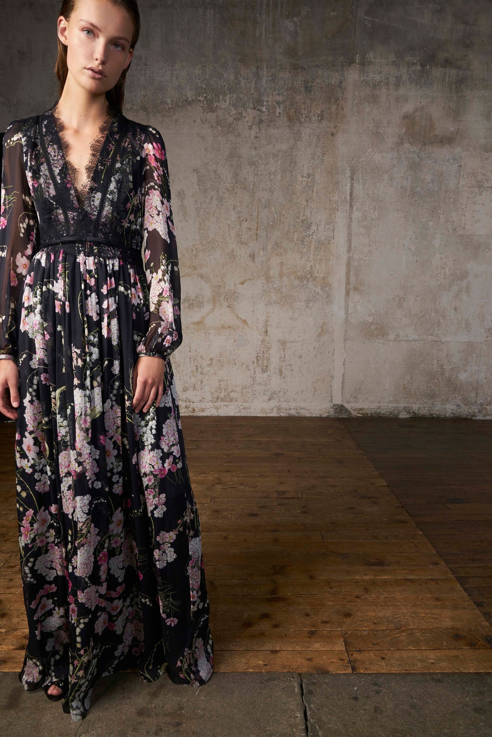 Giambattista Valli Resort 18 Look 42