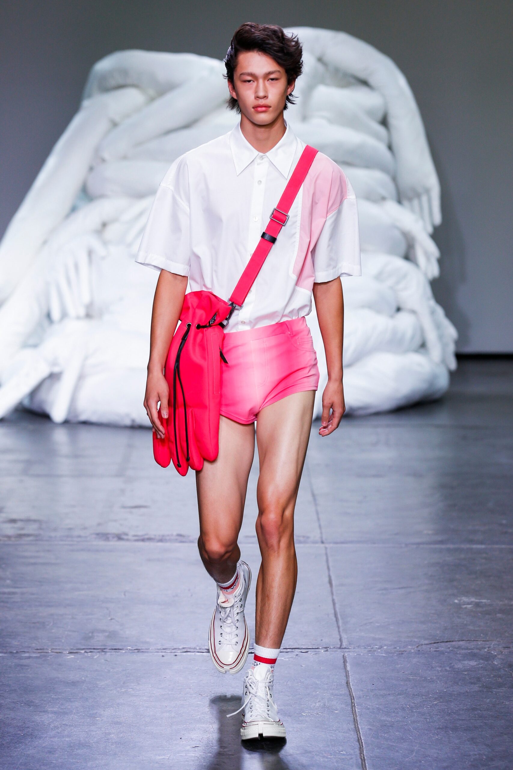 Feng Chen Wang S/S 19 Menswear Look 7