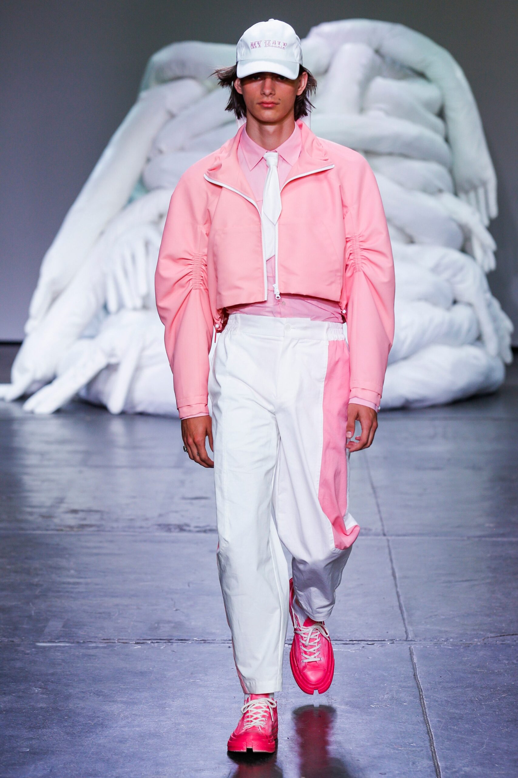 Feng Chen Wang S/S 19 Menswear Look 10