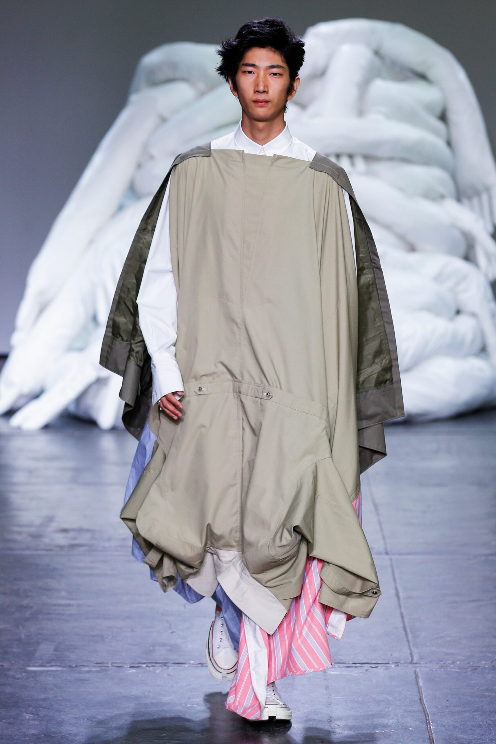 Feng Chen Wang S/S 19 Menswear Look 13