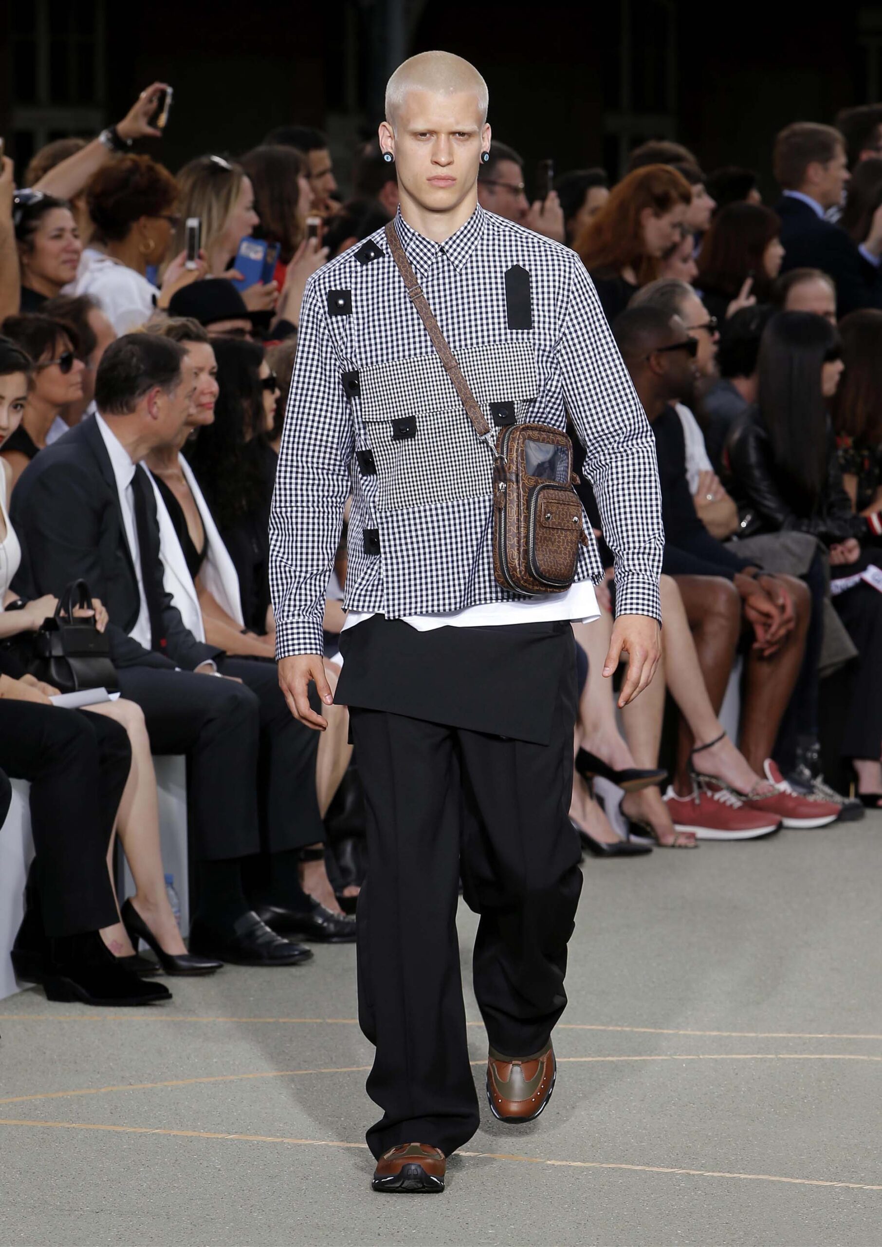 Givenchy S/S 17 Menswear Look 45