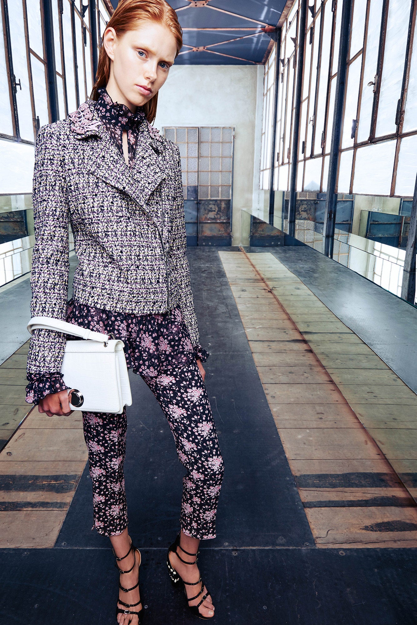 Giambattista Valli Resort 17 Look 47