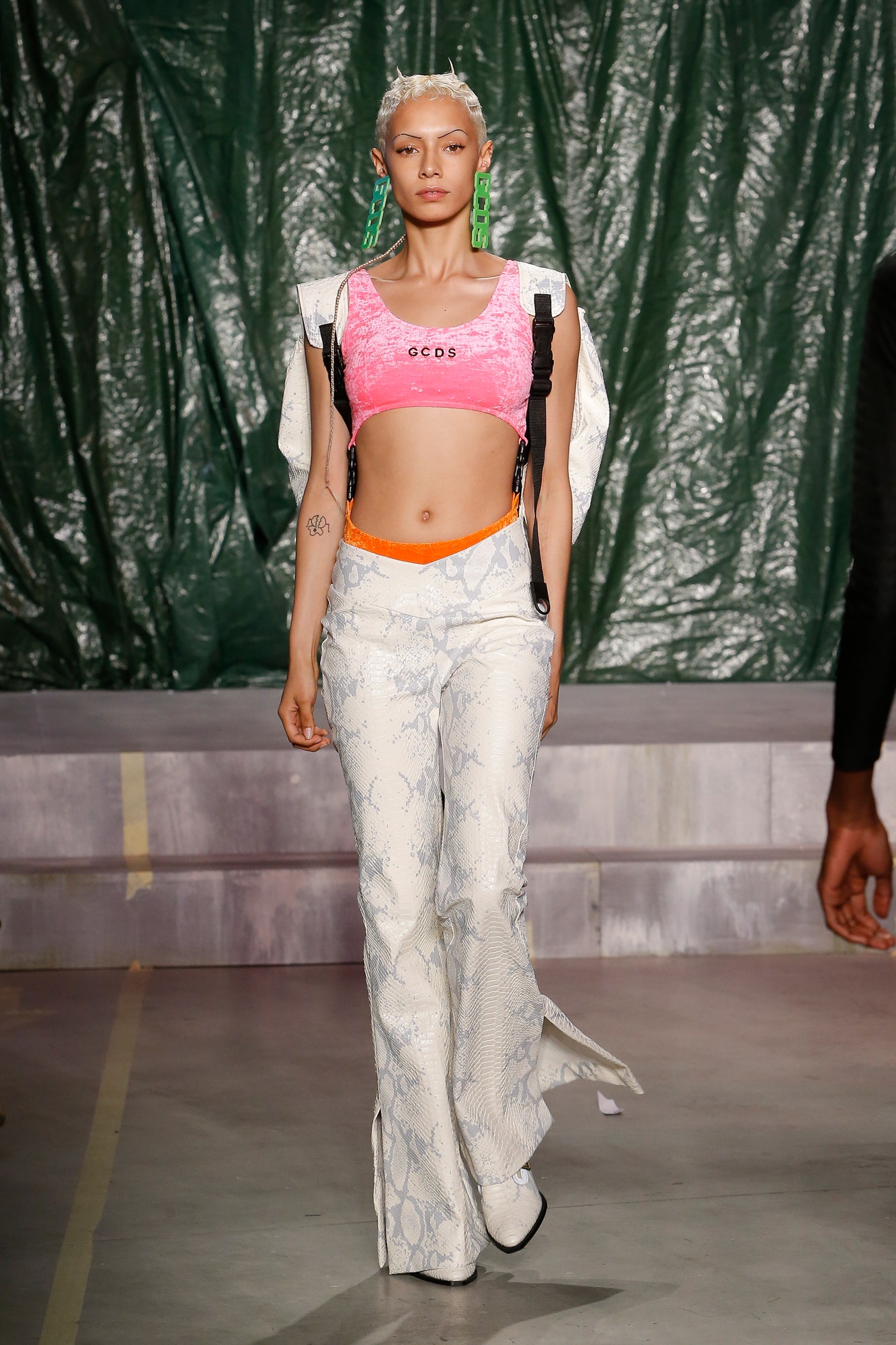 GCDS S/S 19 Look 3