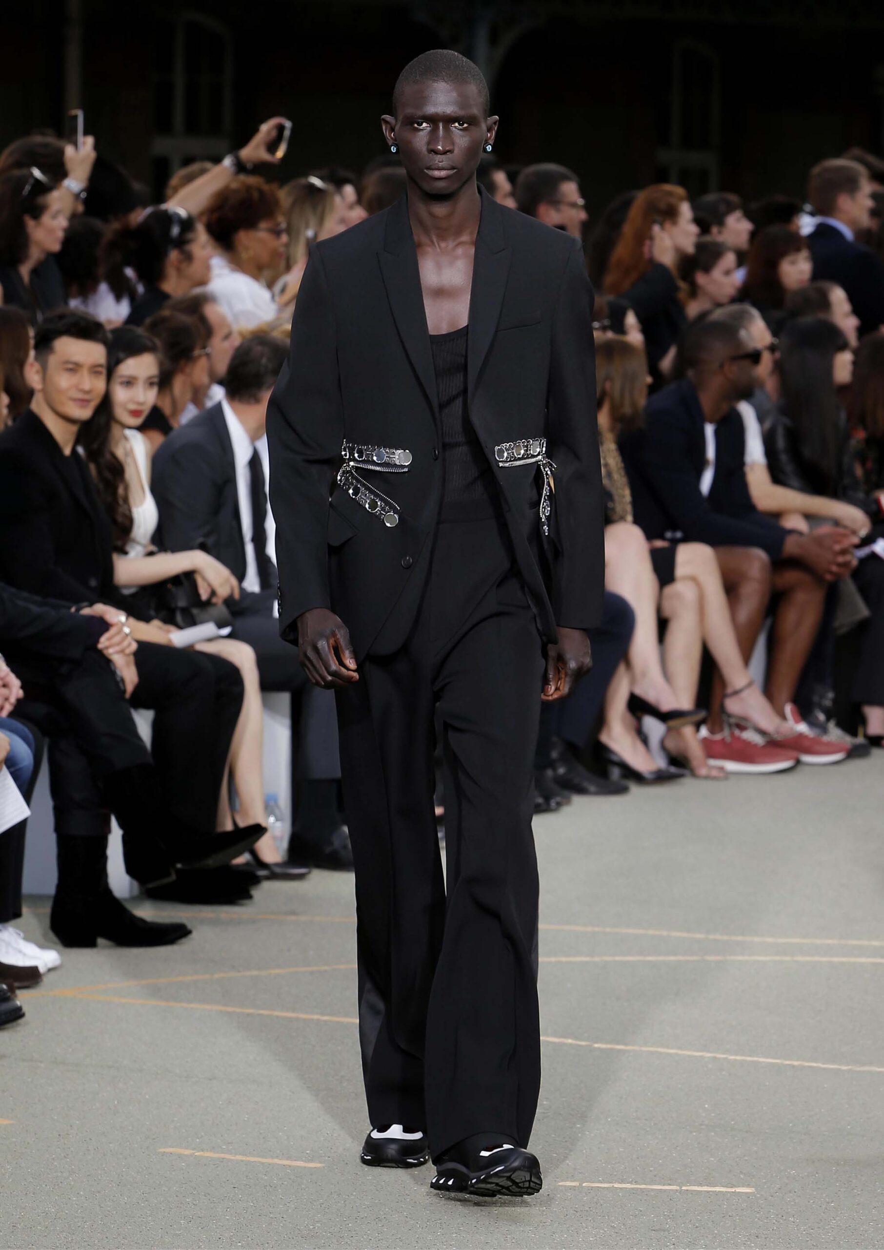 Givenchy S/S 17 Menswear Look 50