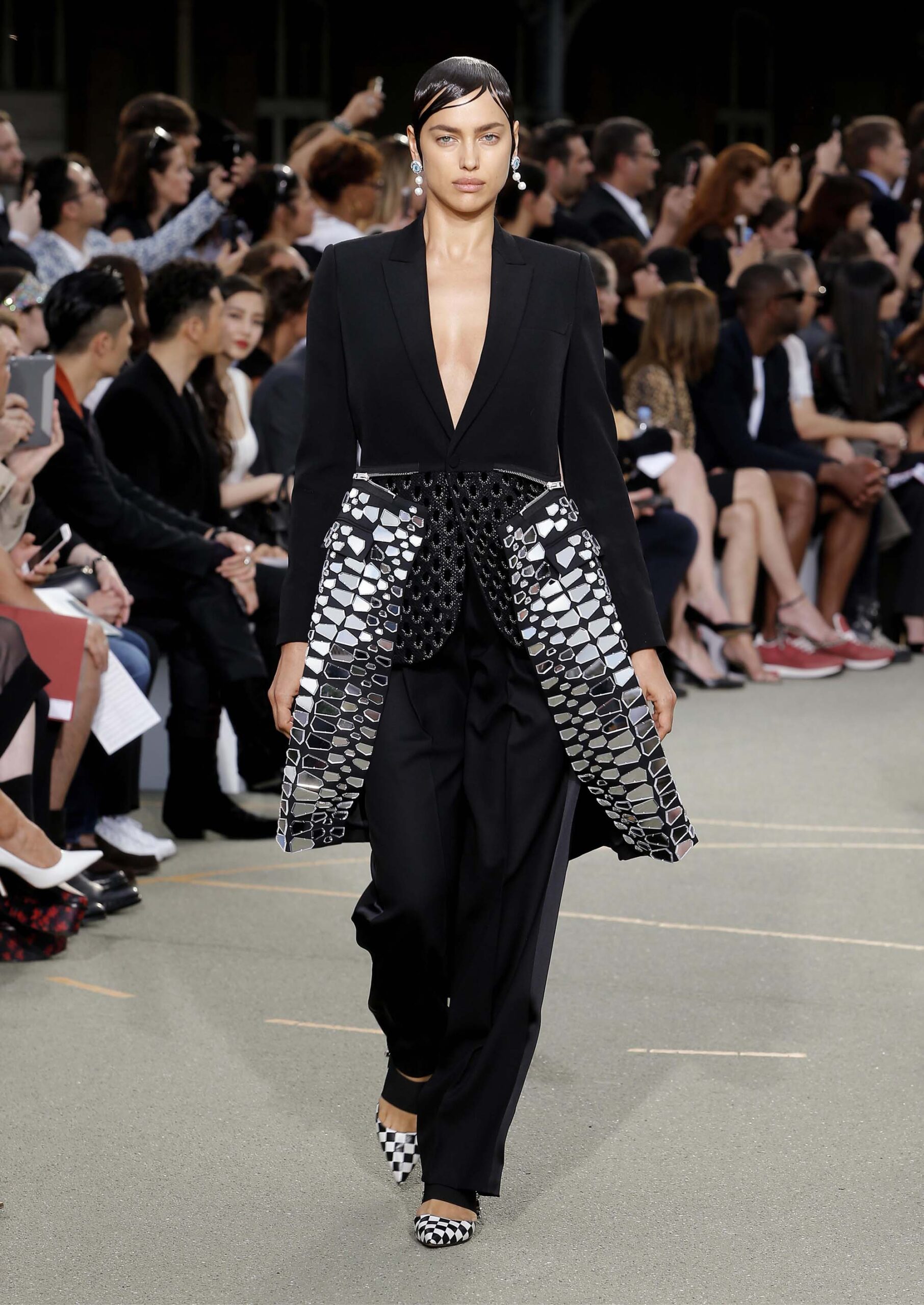 Givenchy S/S 17 Menswear Look 61