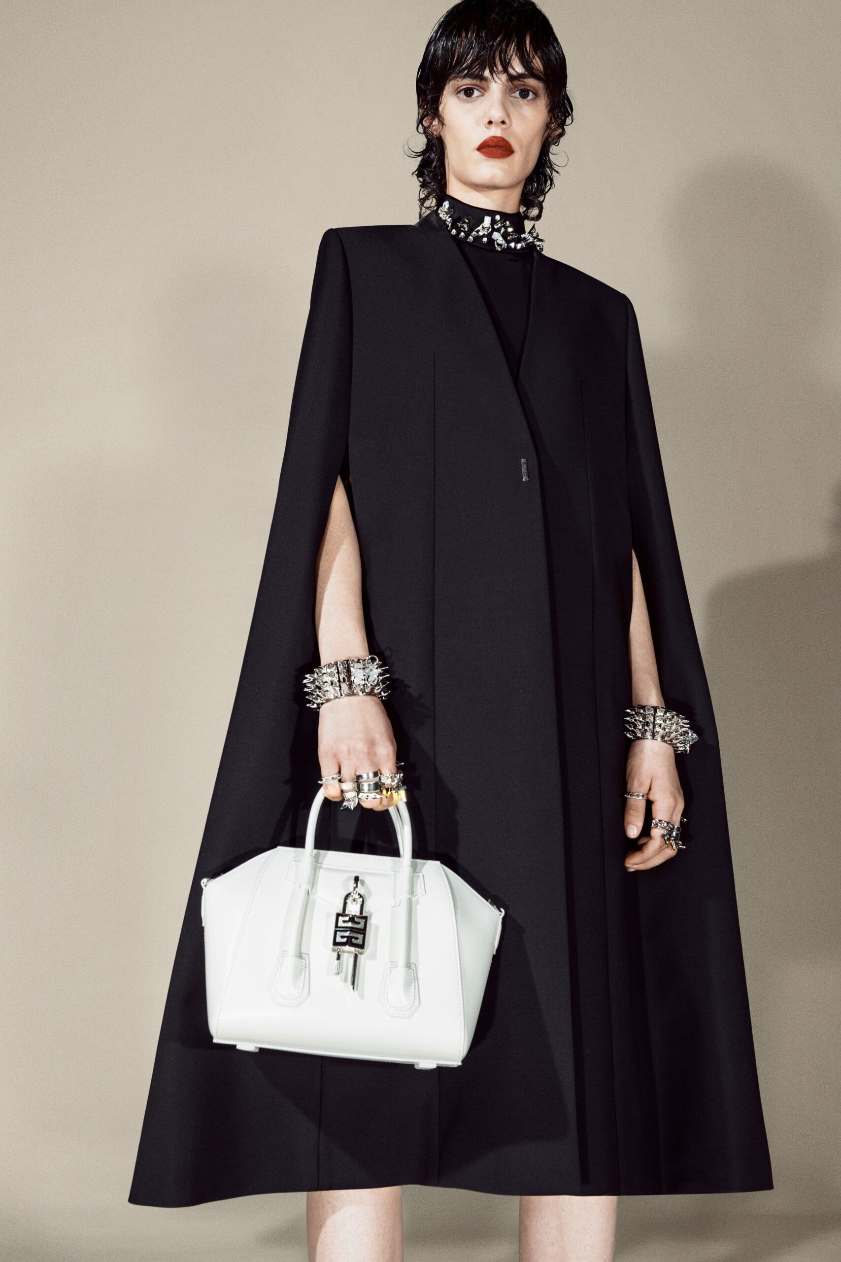 Givenchy F/W 21 Look 45