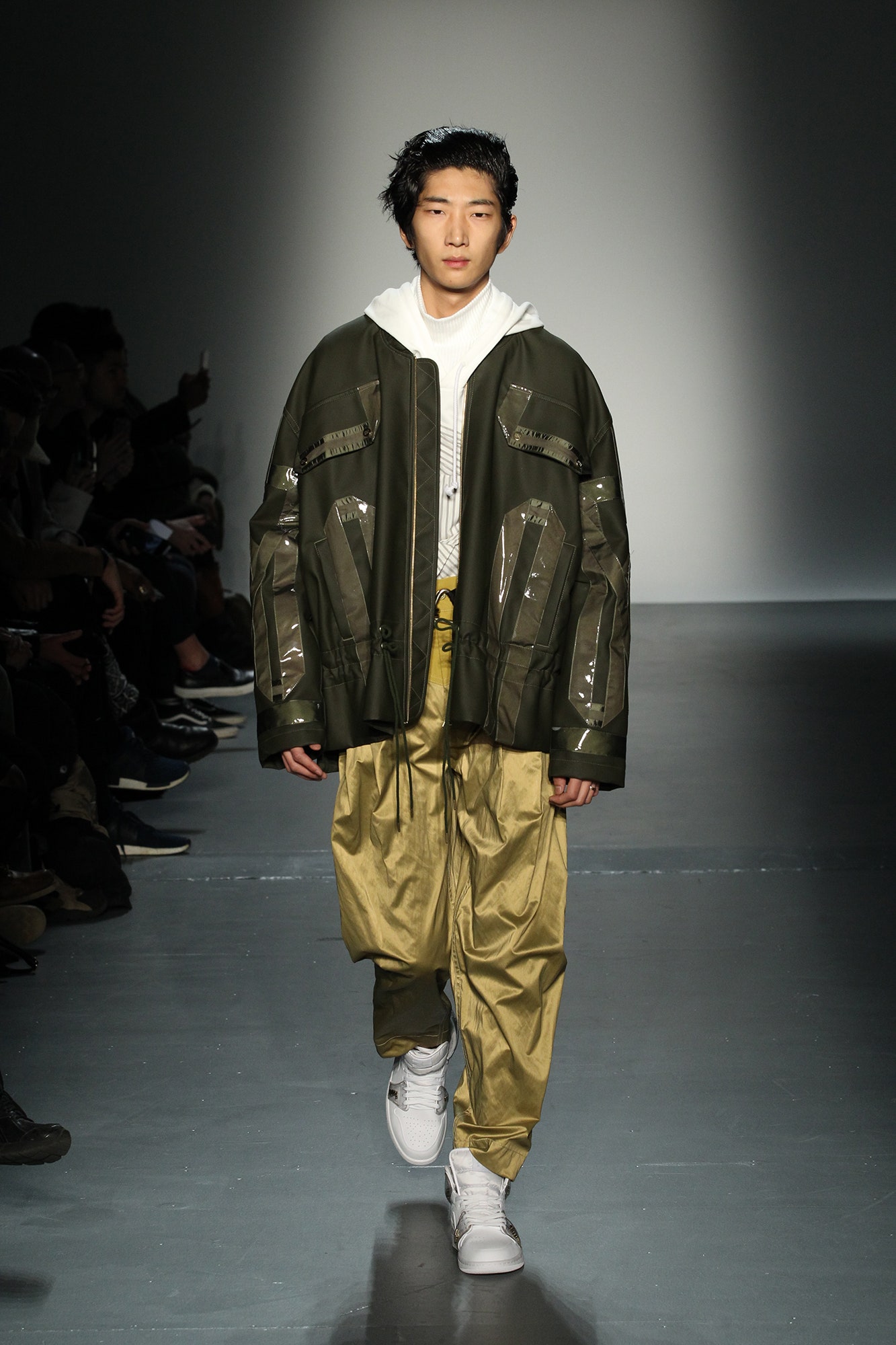 Feng Chen Wang F/W 18 Menswear Look 5