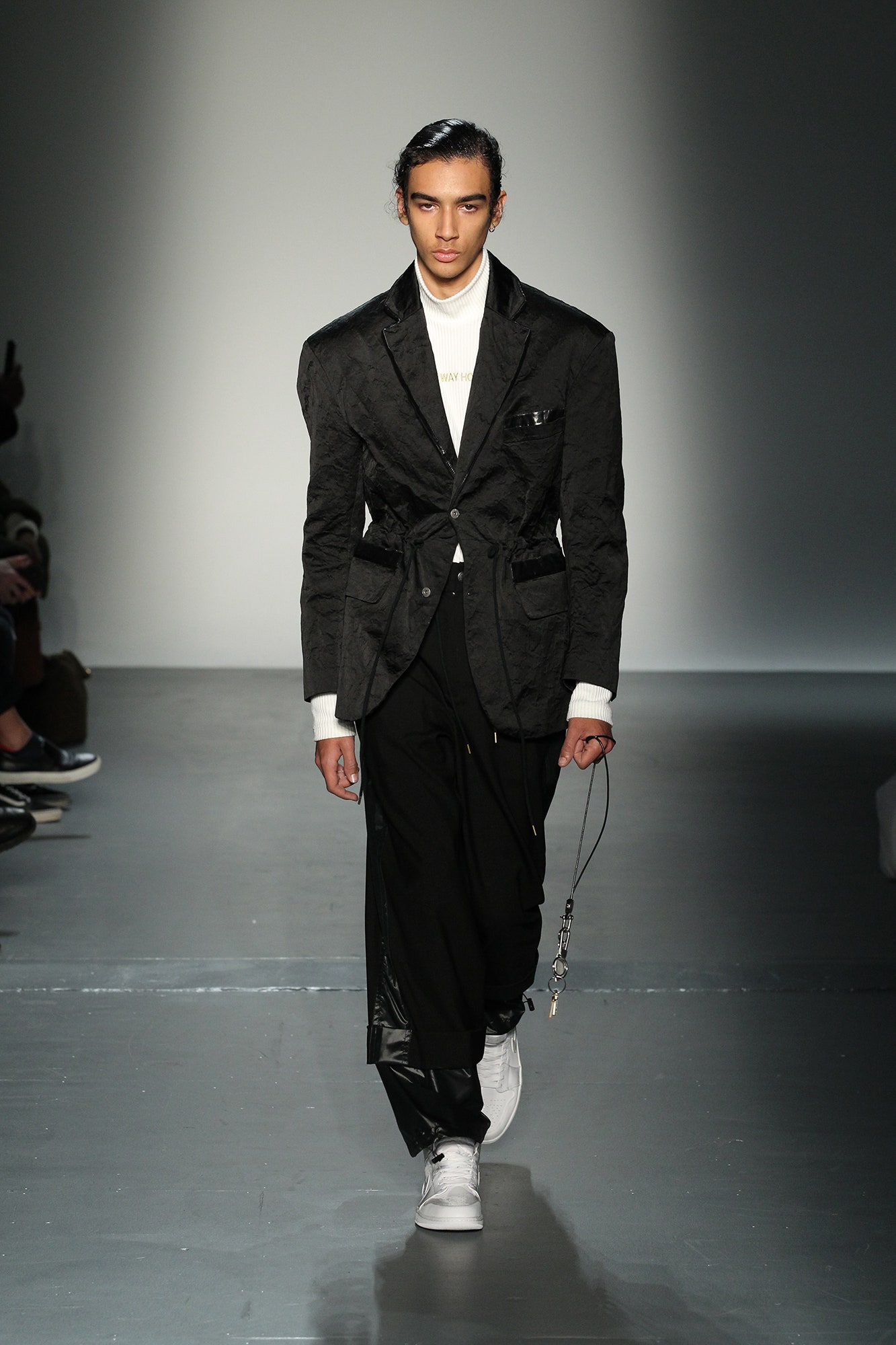 Feng Chen Wang F/W 18 Menswear Look 7