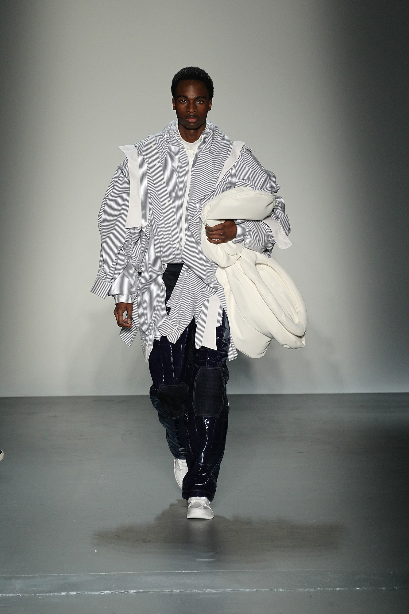 Feng Chen Wang F/W 18 Menswear Look 9