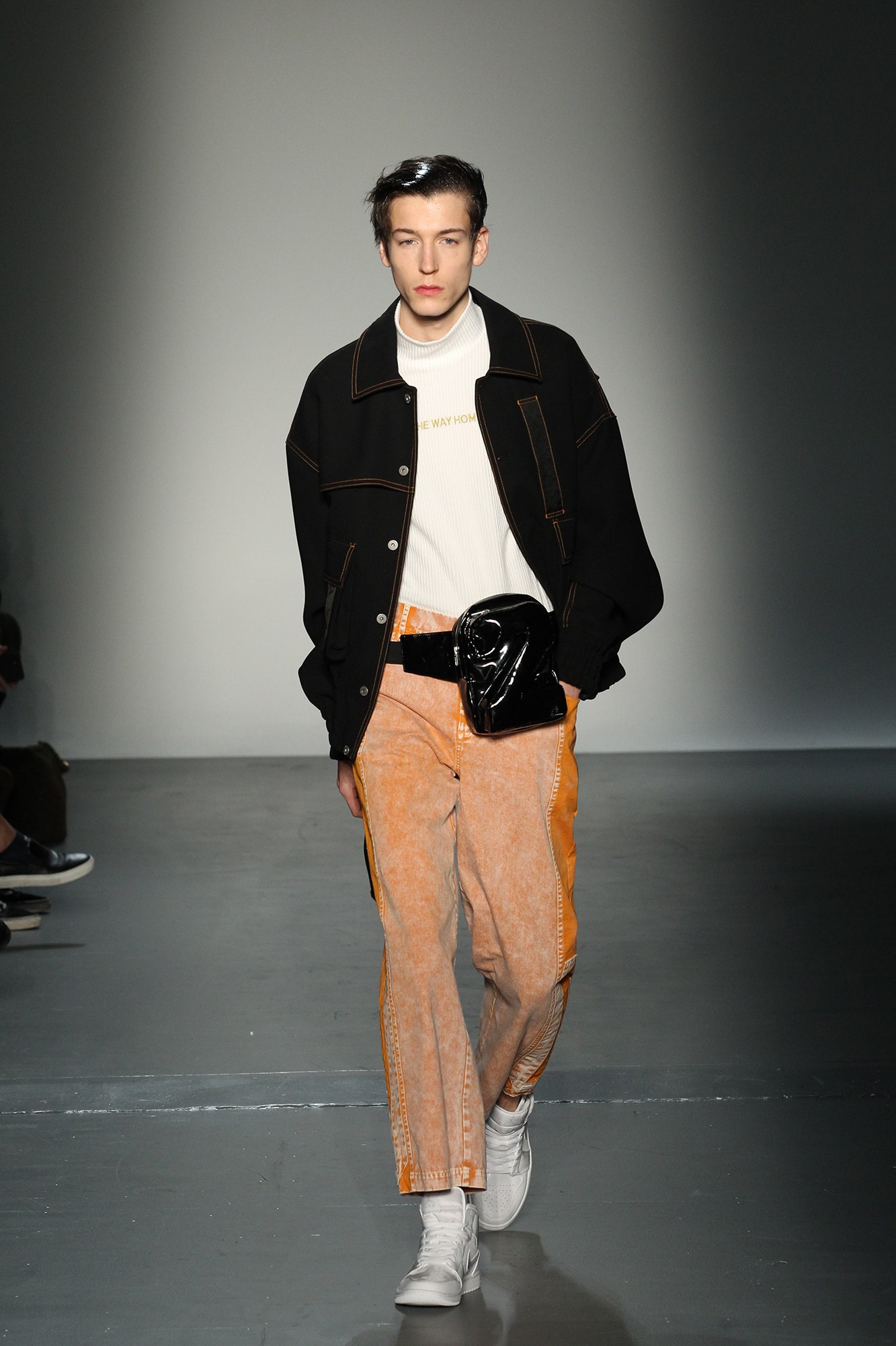 Feng Chen Wang F/W 18 Menswear Look 17