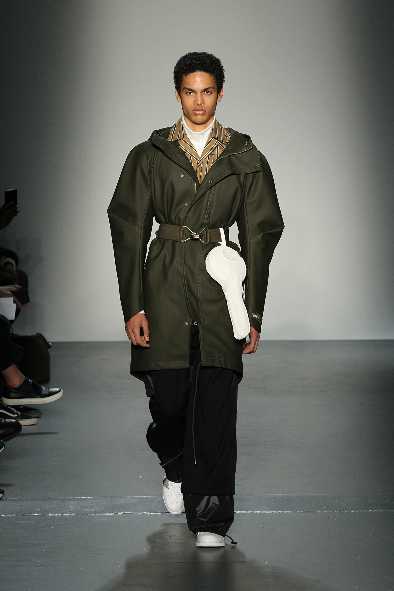 Feng Chen Wang F/W 18 Menswear Look 18