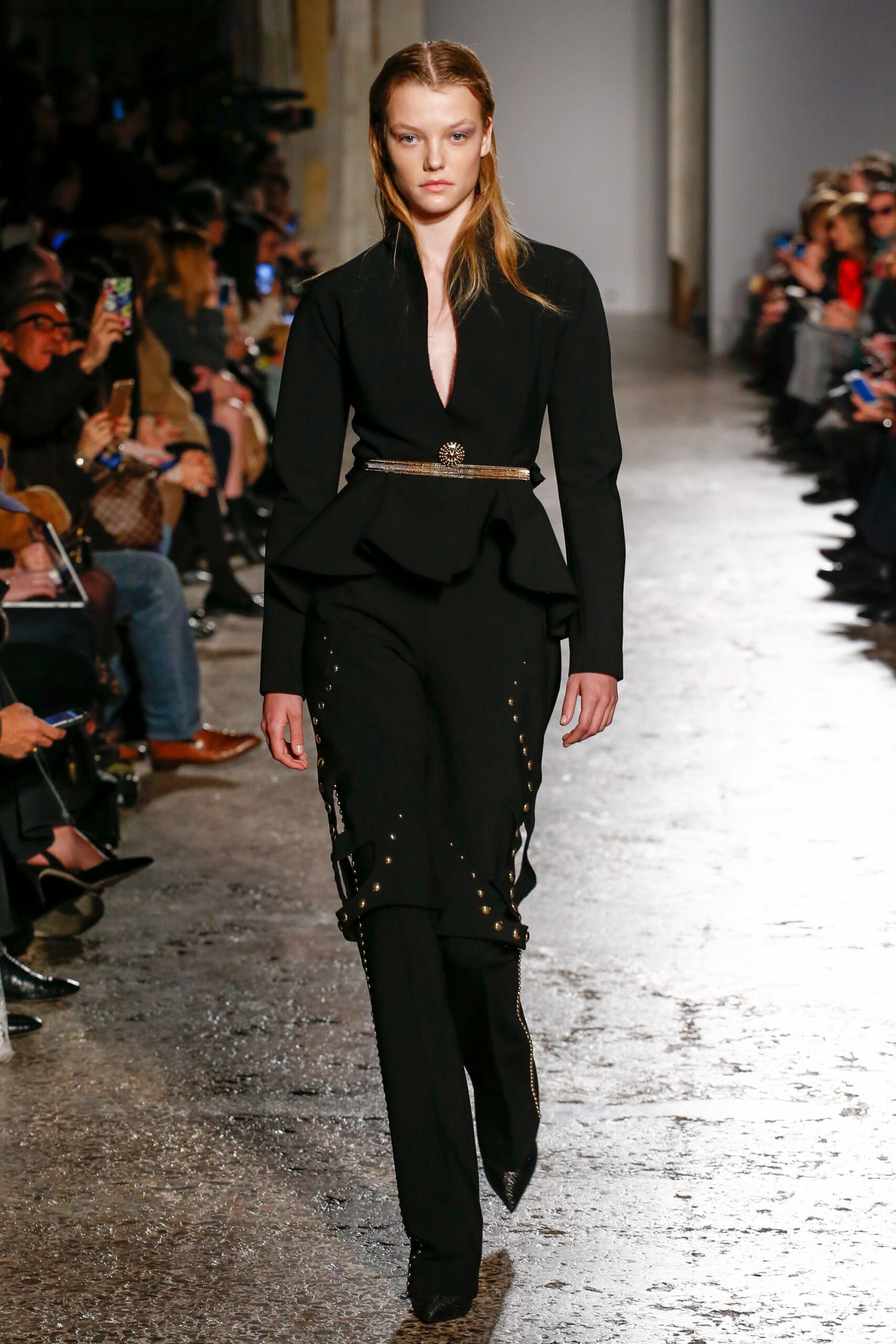 Francesco Scognamiglio F/W 17 Look 1