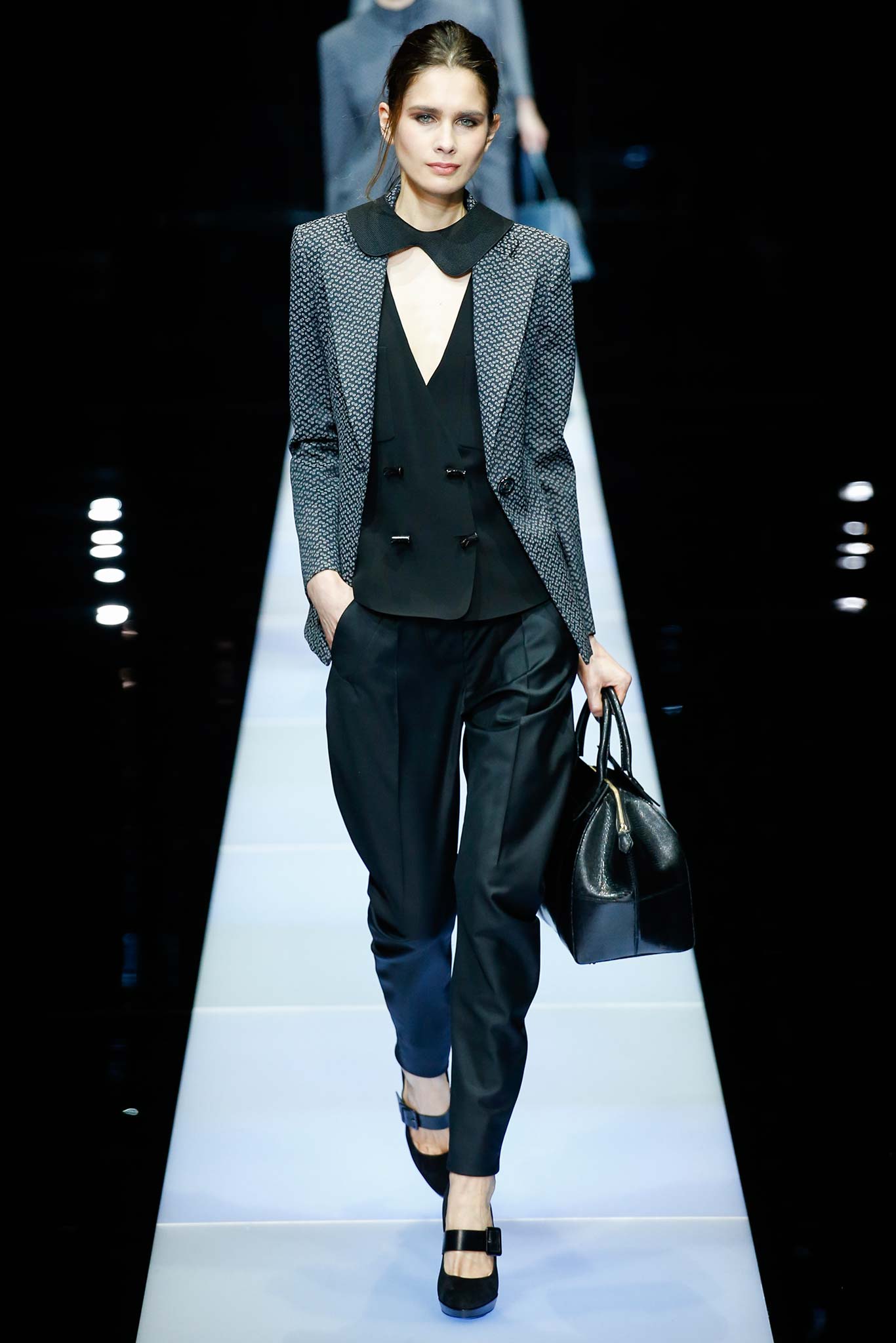 Giorgio Armani F/W 15 Look 10