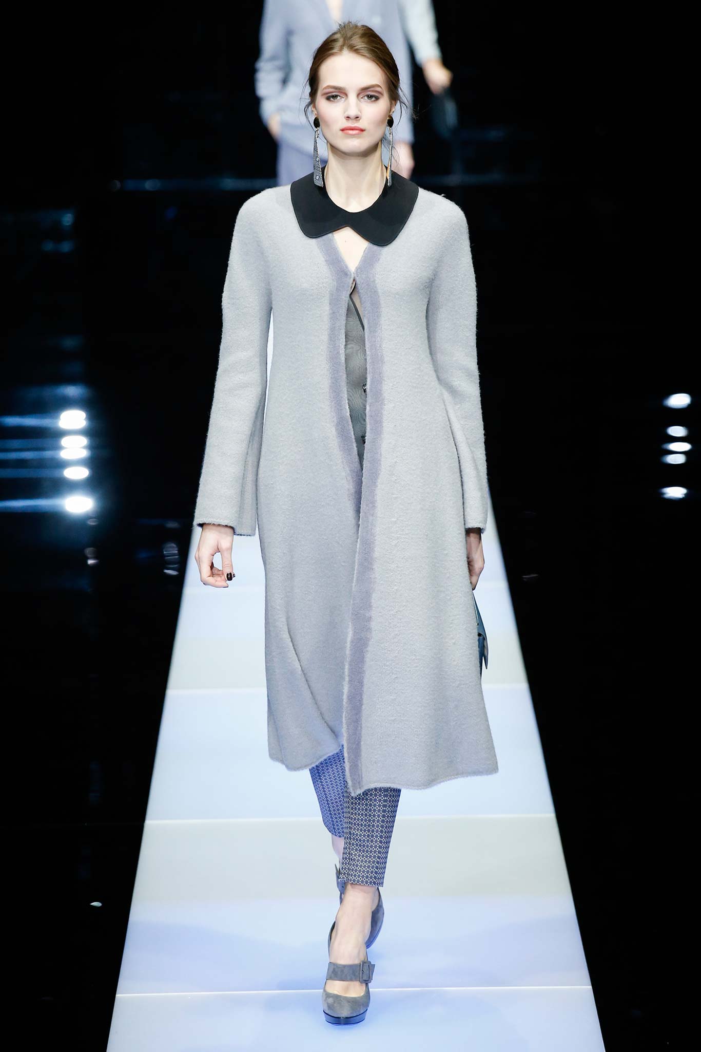 Giorgio Armani F/W 15 Look 15