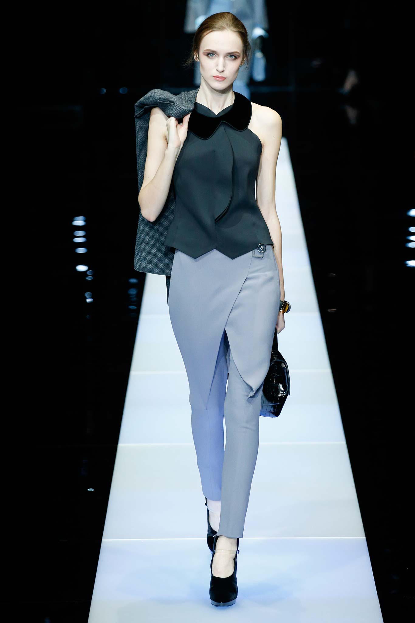 Giorgio Armani F/W 15 Look 20