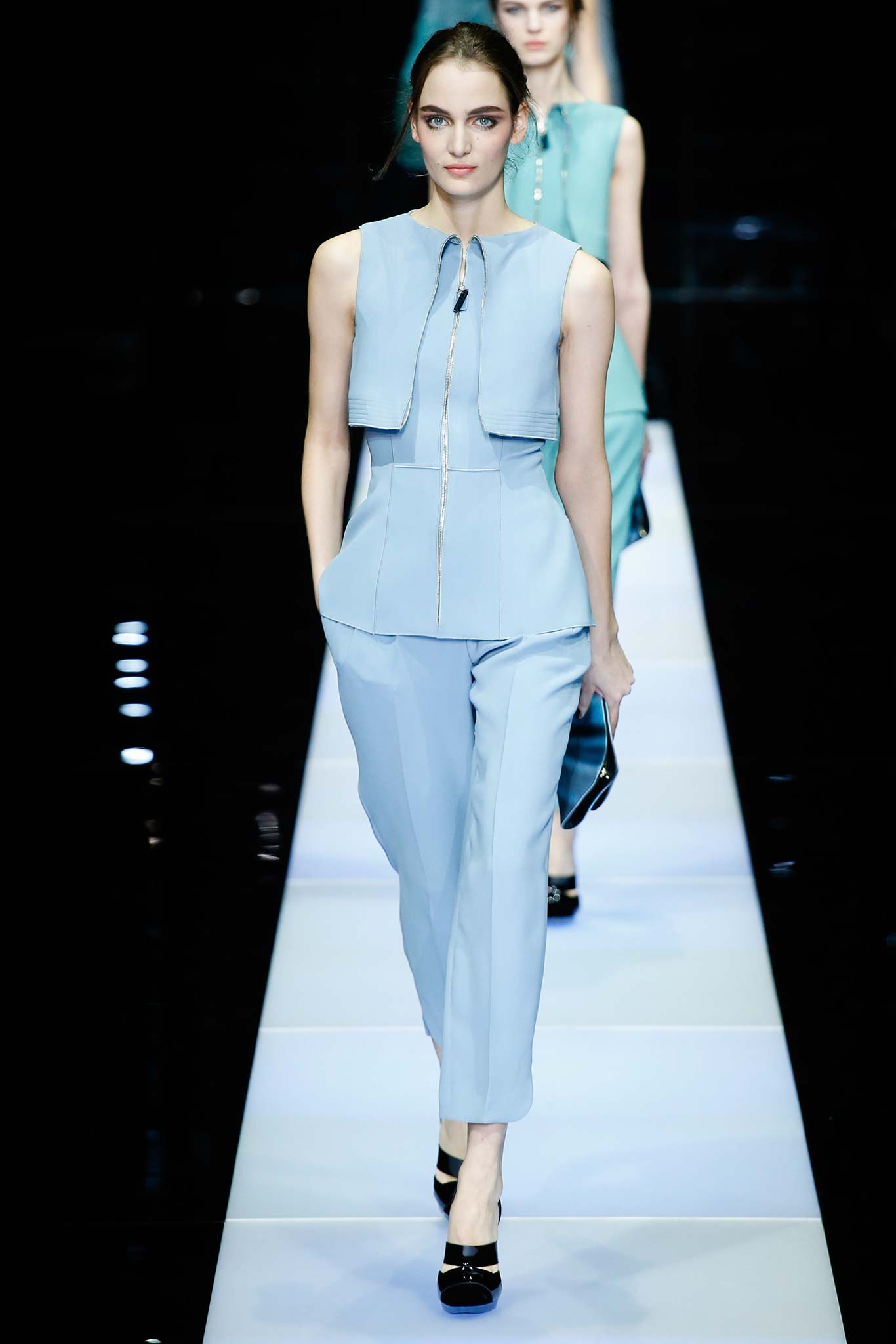 Giorgio Armani F/W 15 Look 35
