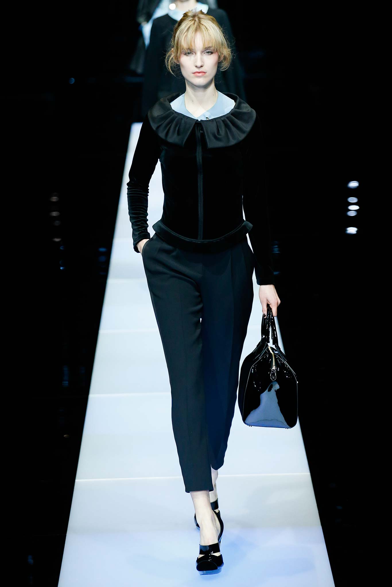 Giorgio Armani F/W 15 Look 41