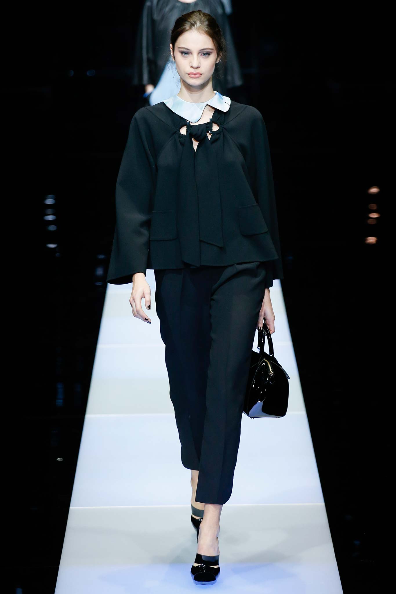 Giorgio Armani F/W 15 Look 42