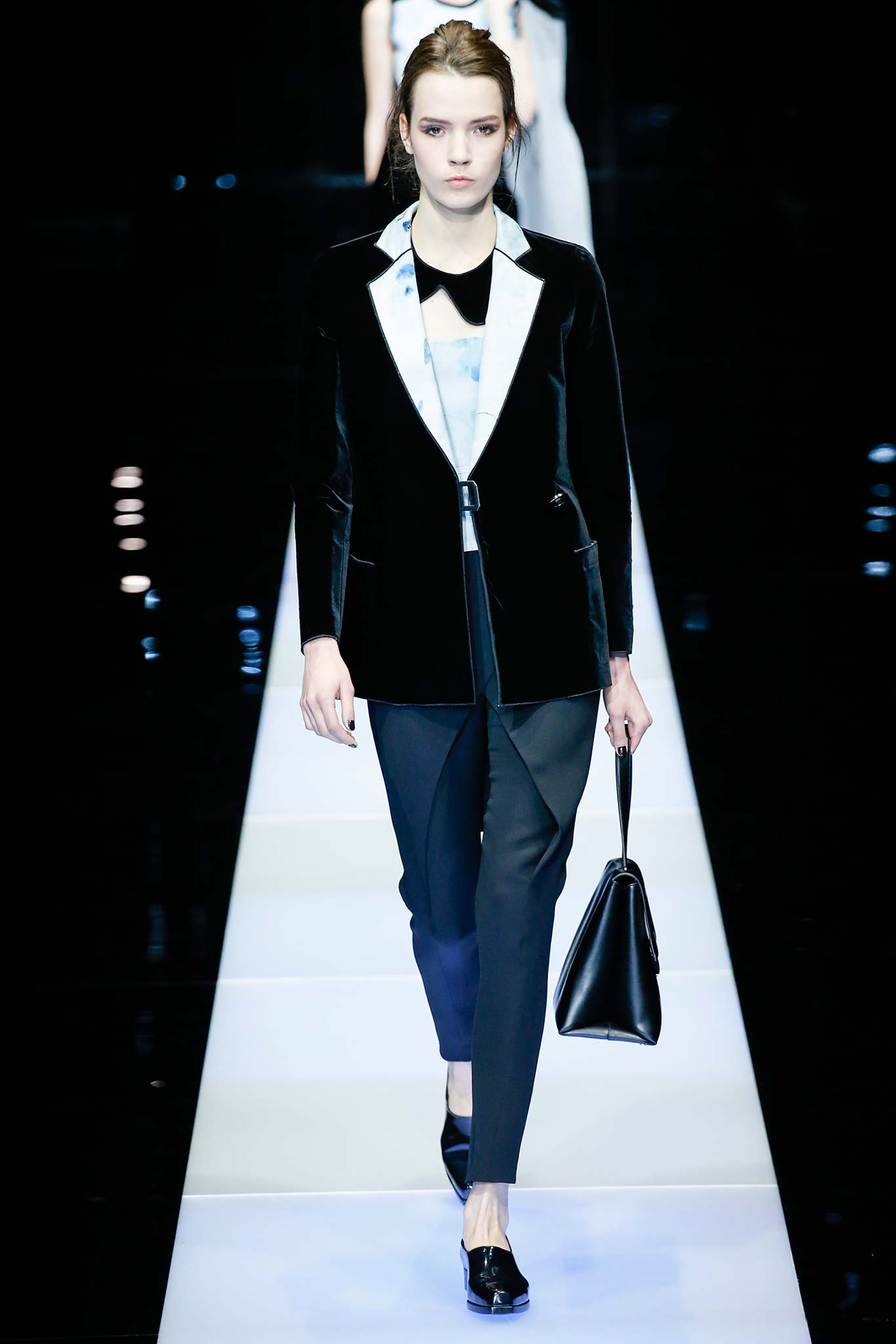 Giorgio Armani F/W 15 Look 46