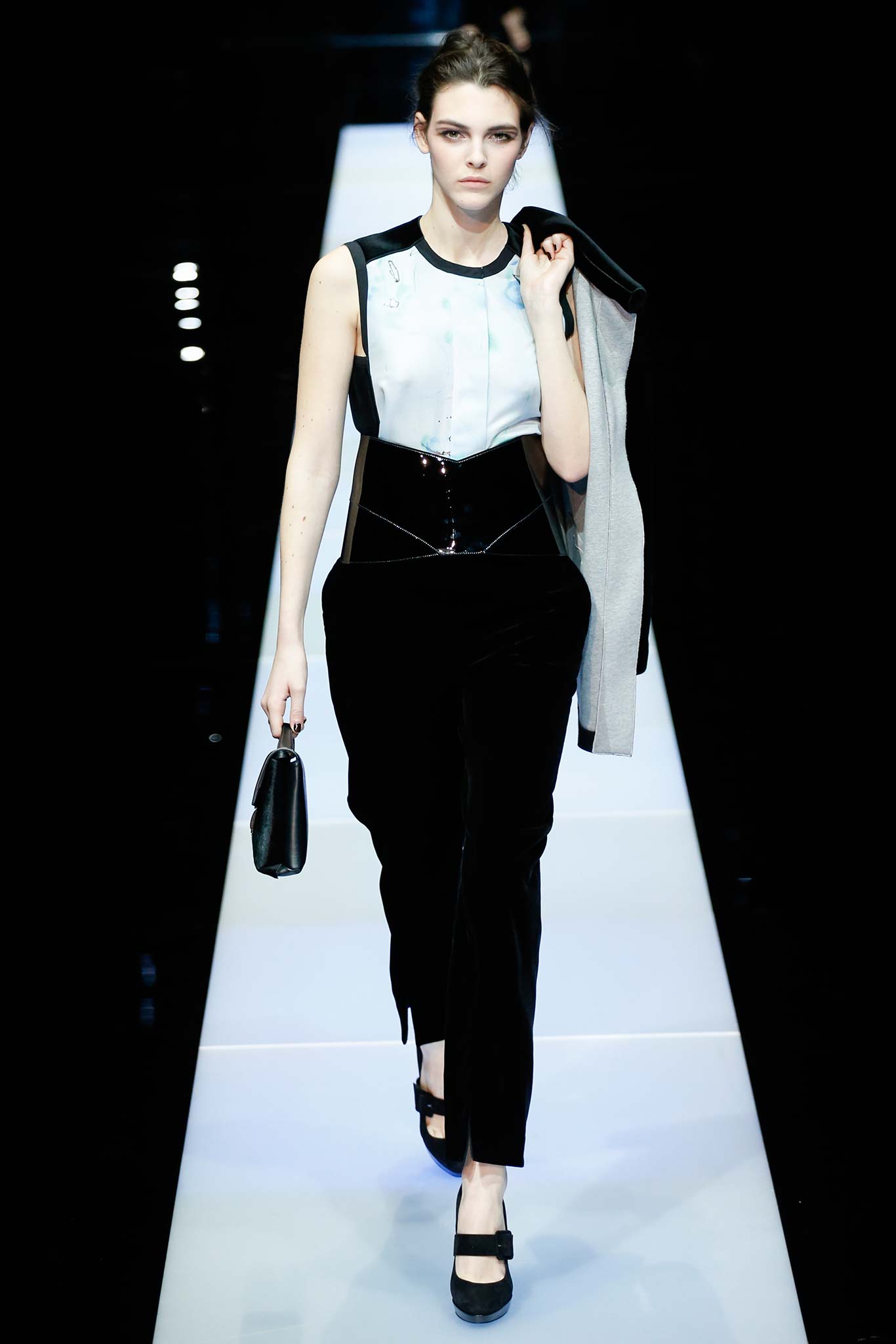 Giorgio Armani F/W 15 Look 47