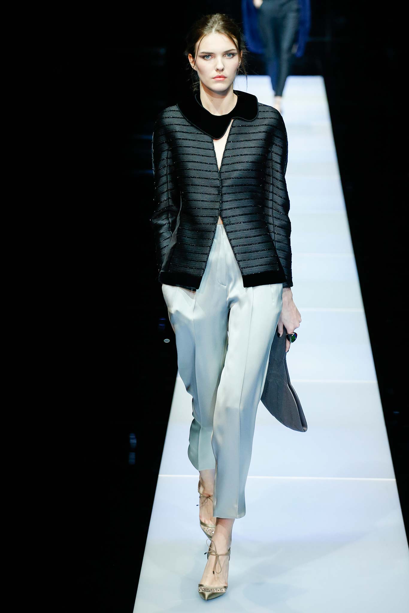 Giorgio Armani F/W 15 Look 52