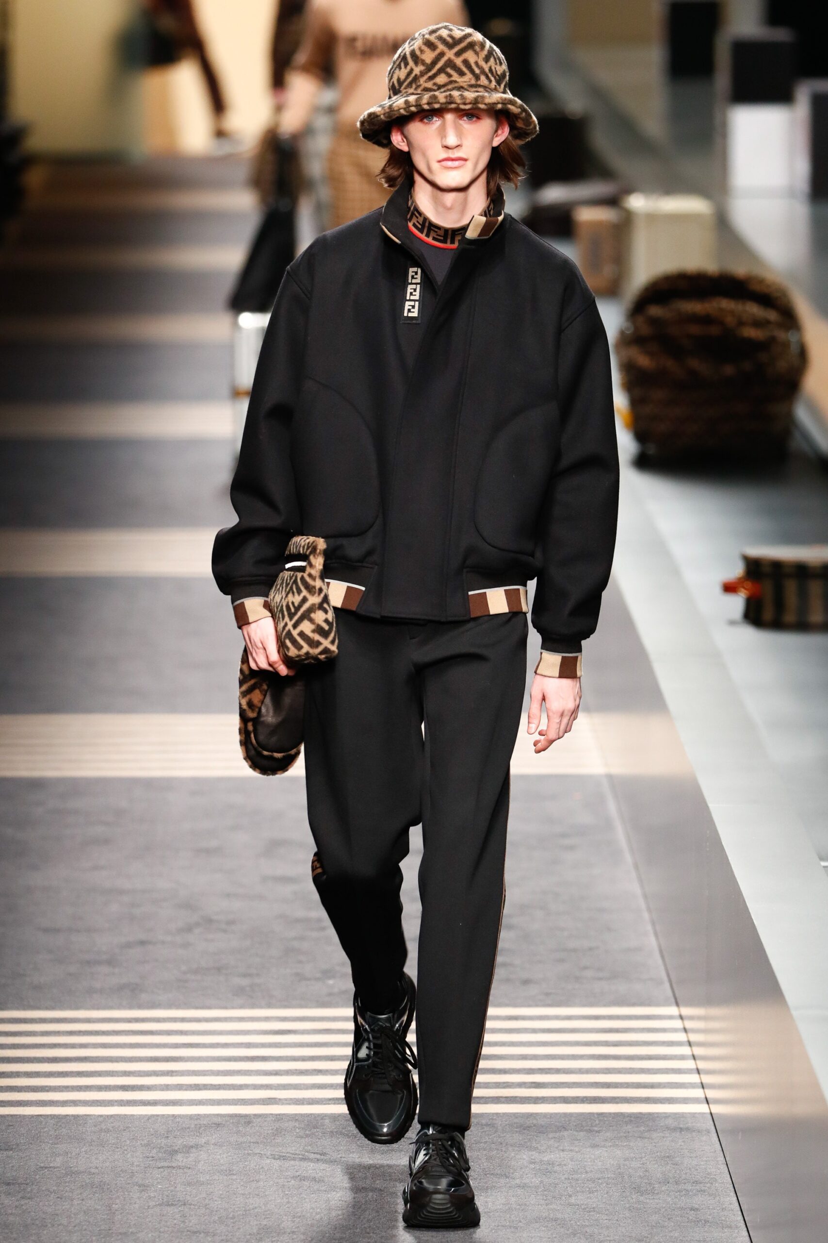 Fendi F/W 18 Menswear Look 5