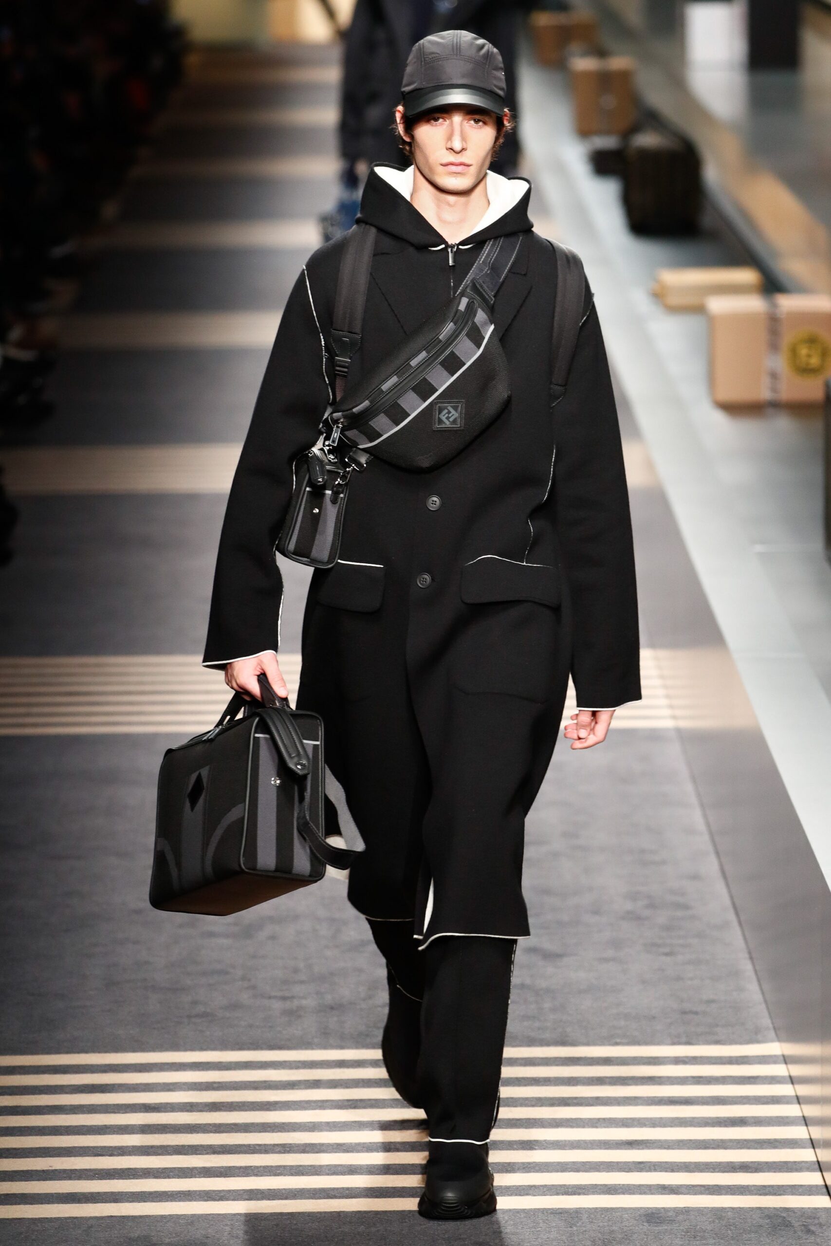 Fendi F/W 18 Menswear Look 11