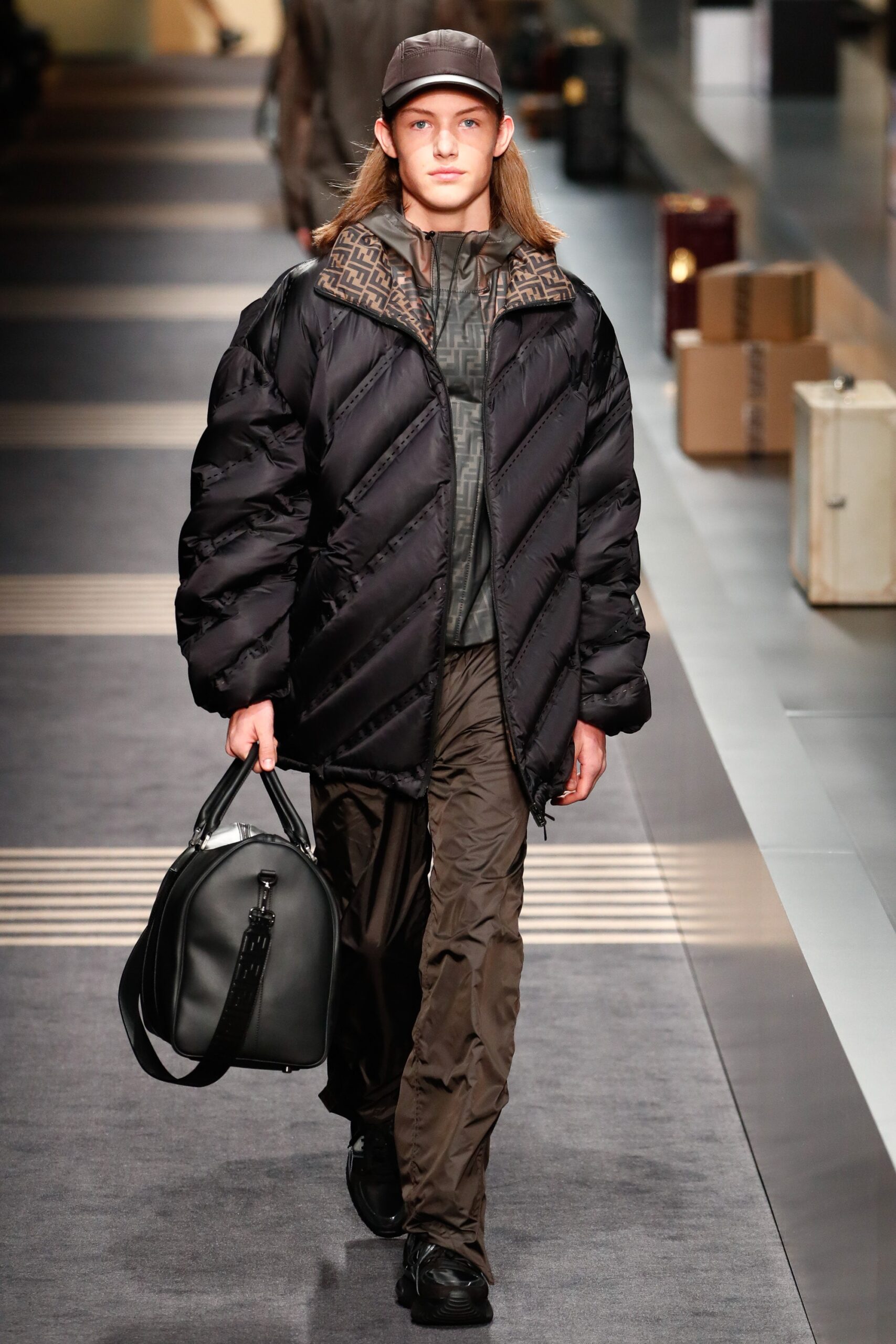 Fendi F/W 18 Menswear Look 20