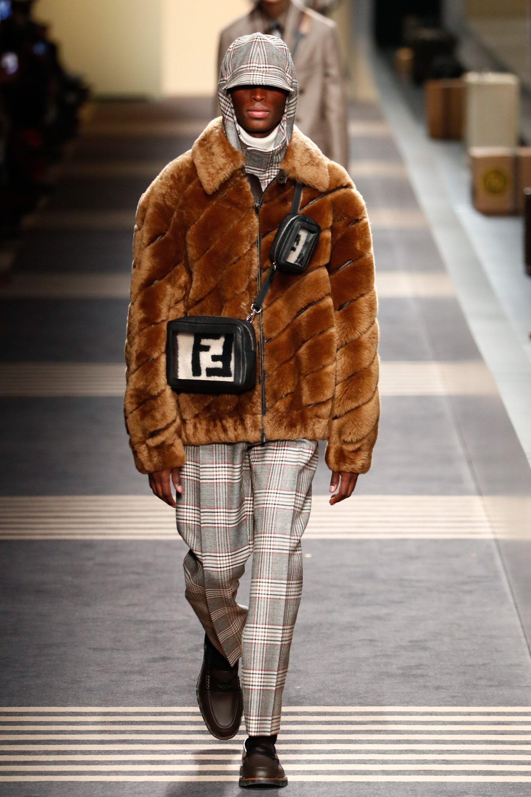 Fendi F/W 18 Menswear Look 32