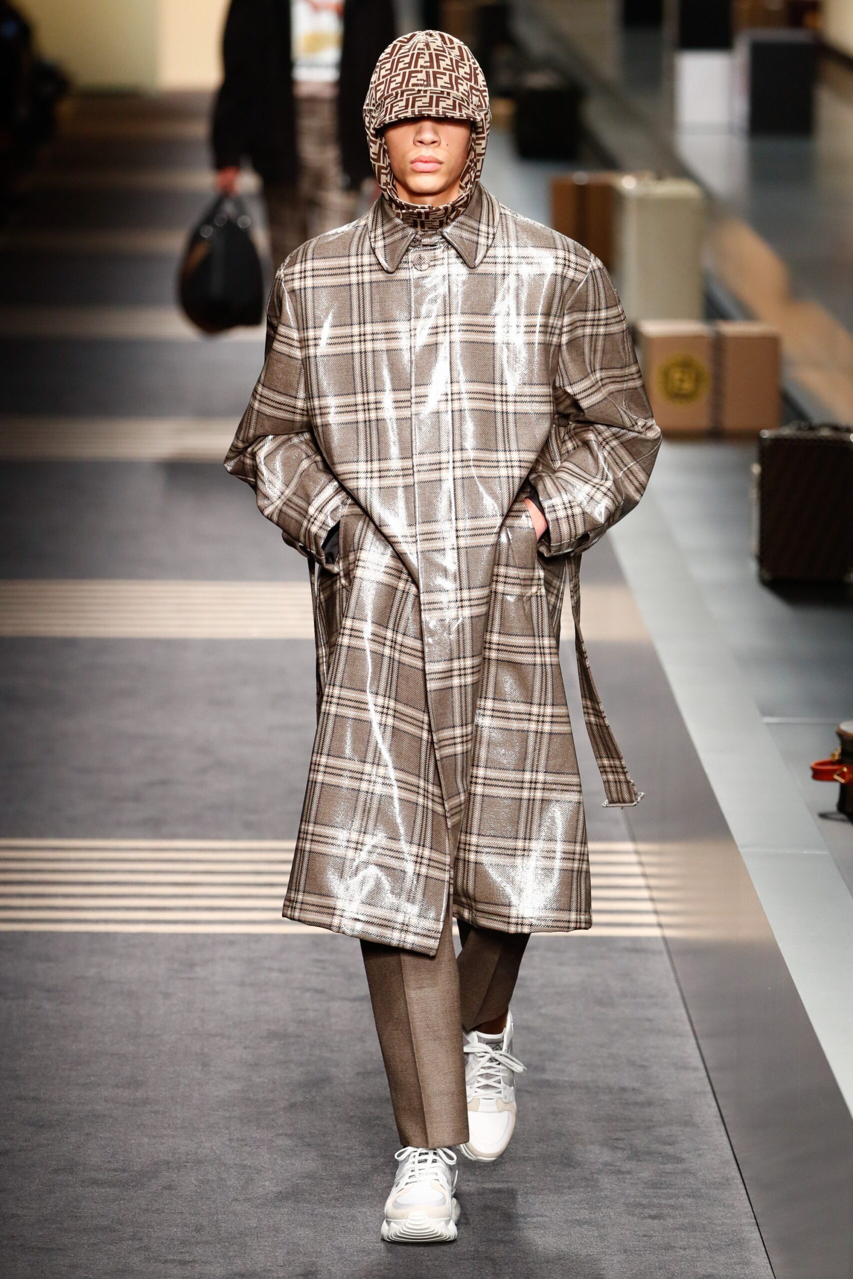 Fendi F/W 18 Menswear Look 34