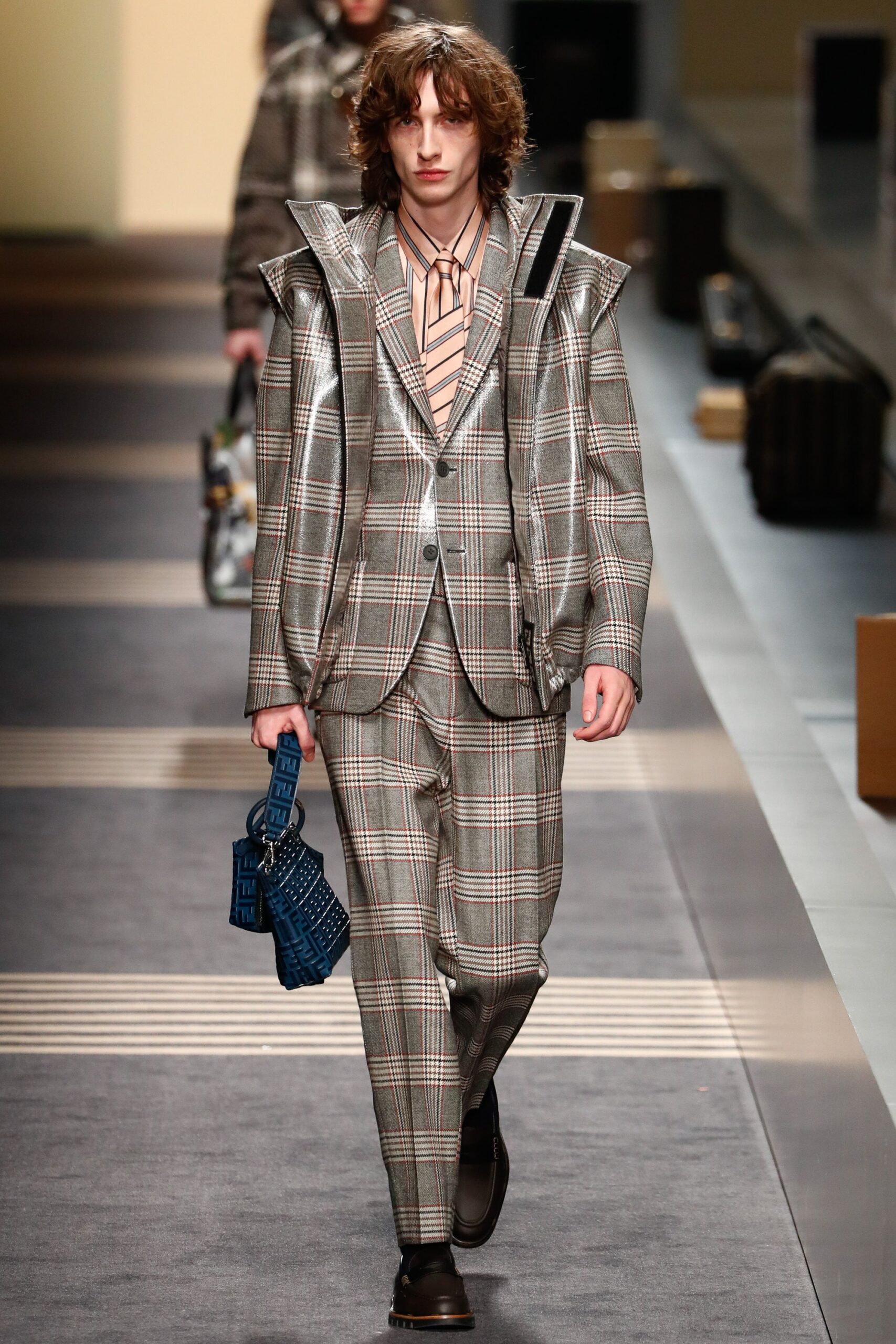 Fendi F/W 18 Menswear Look 36
