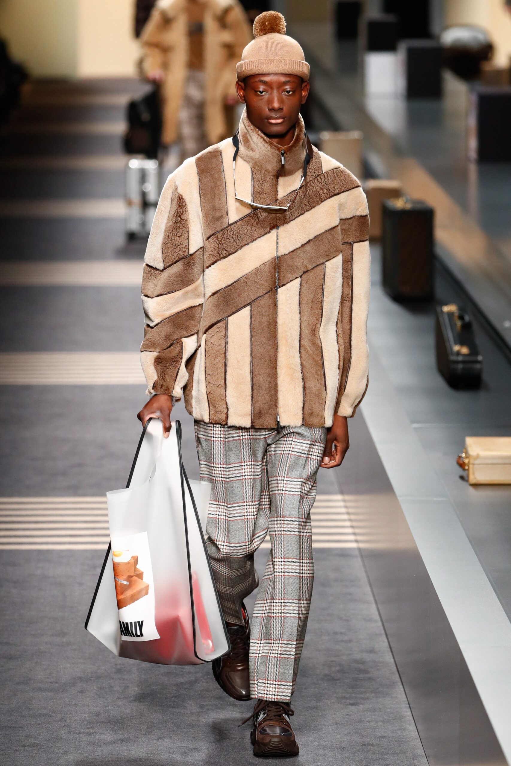 Fendi F/W 18 Menswear Look 40