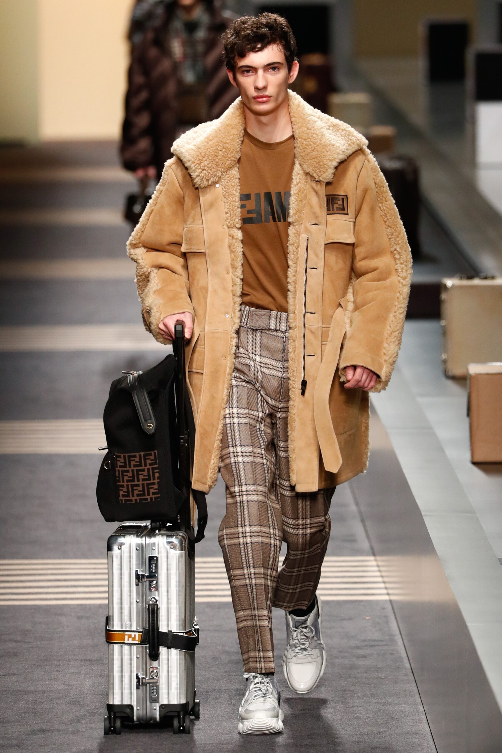 Fendi F/W 18 Menswear Look 41