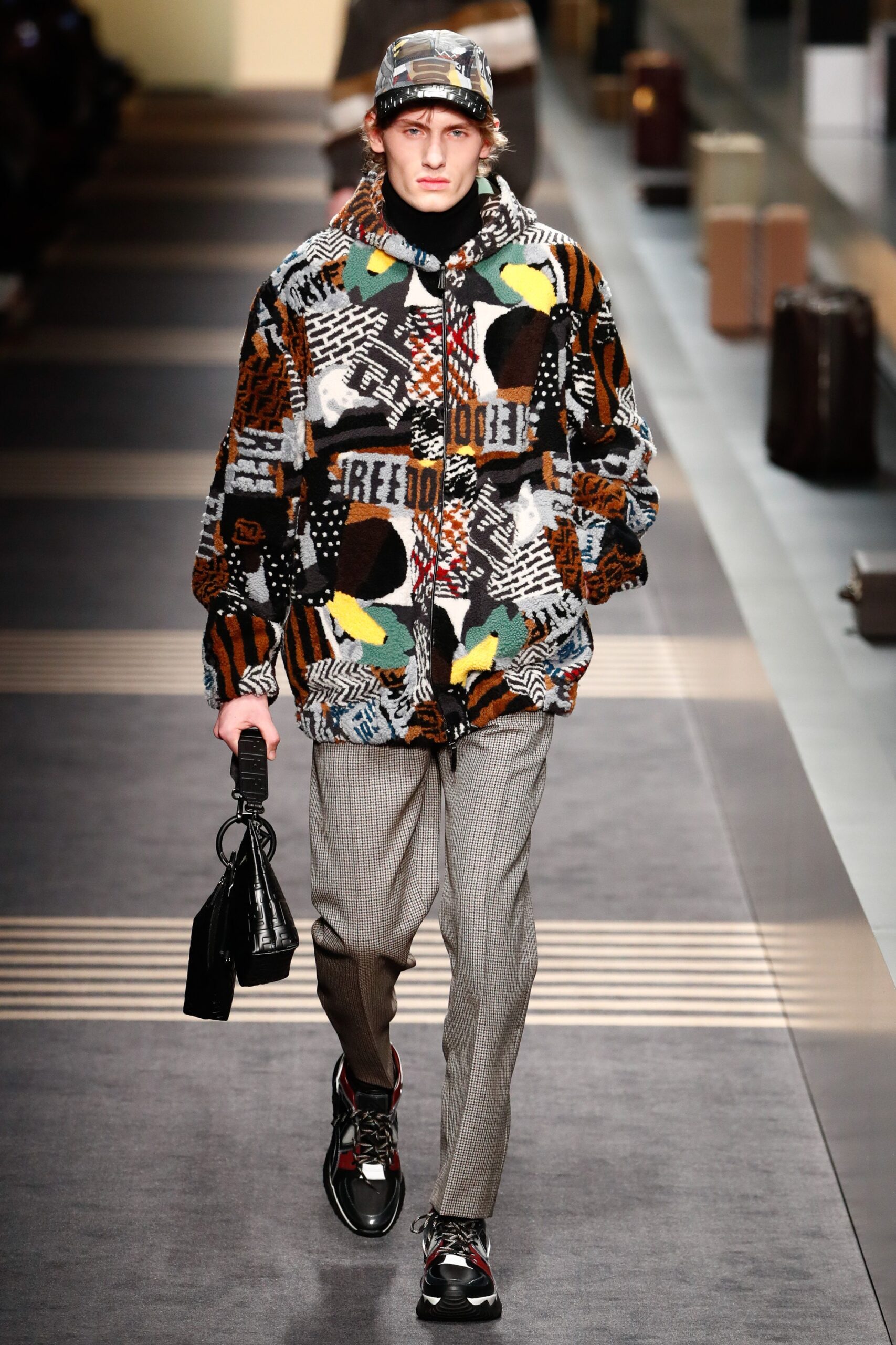 Fendi F/W 18 Menswear Look 43
