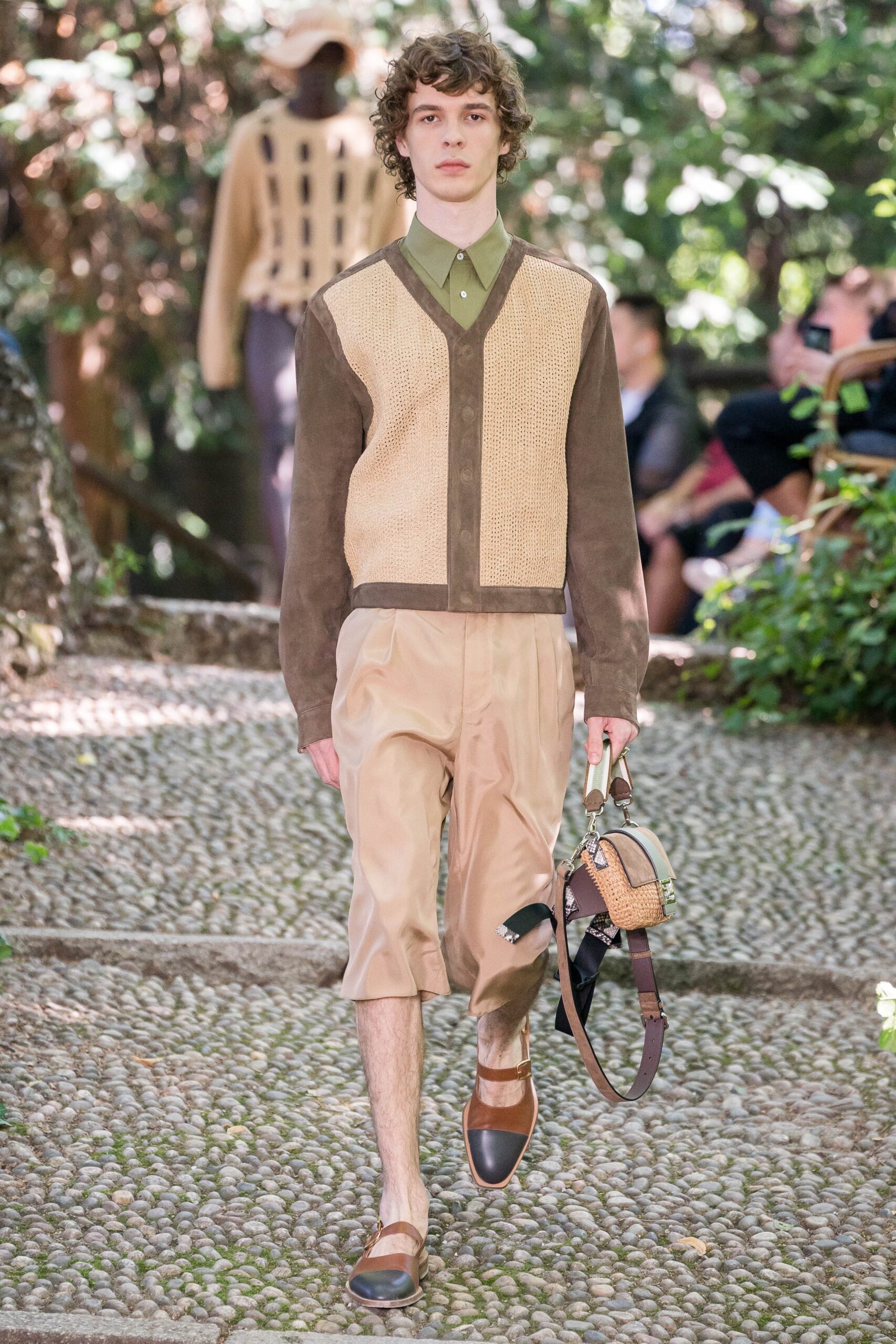 Fendi S/S 20 Menswear Look 1