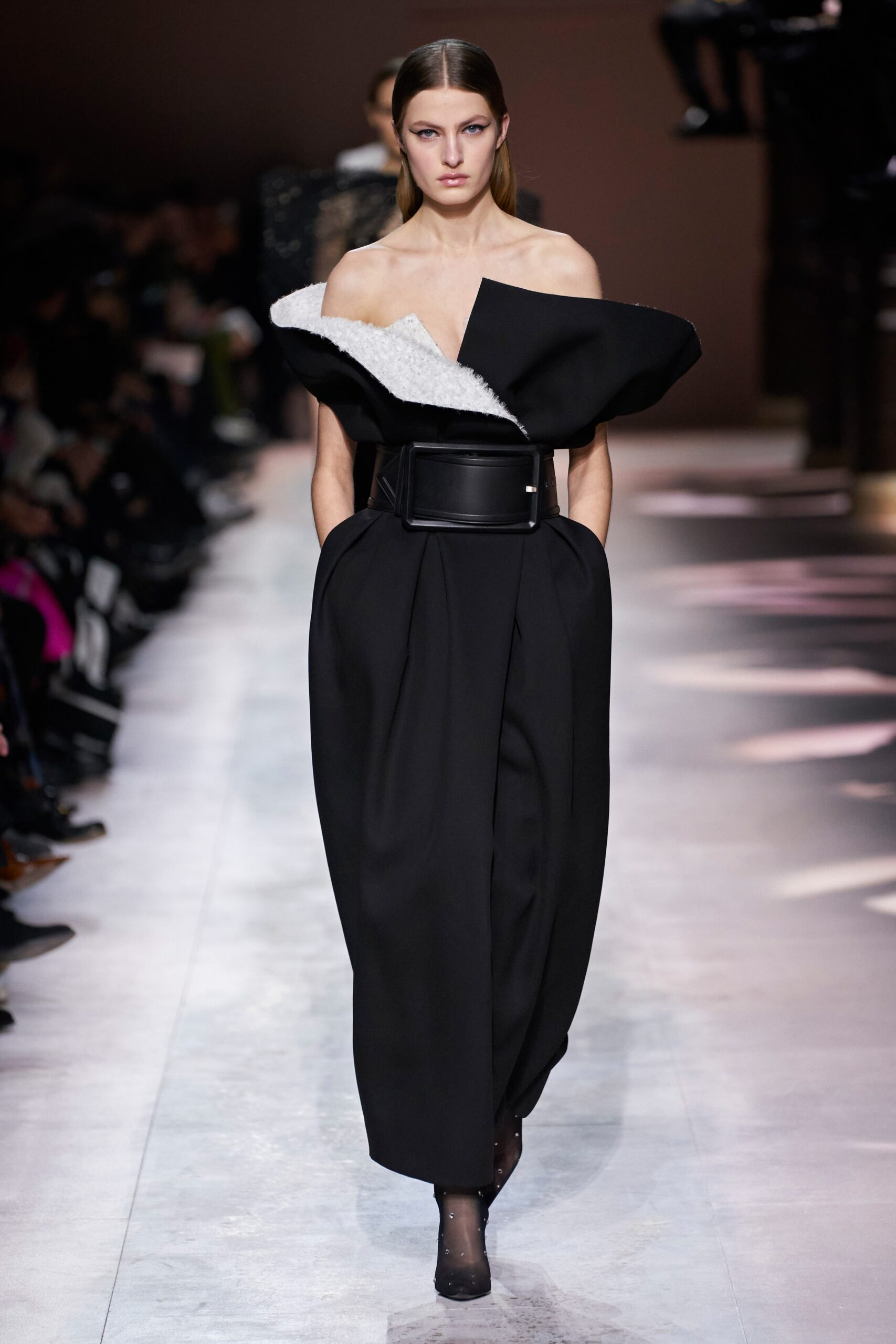 Givenchy S/S 20 Couture Look 2