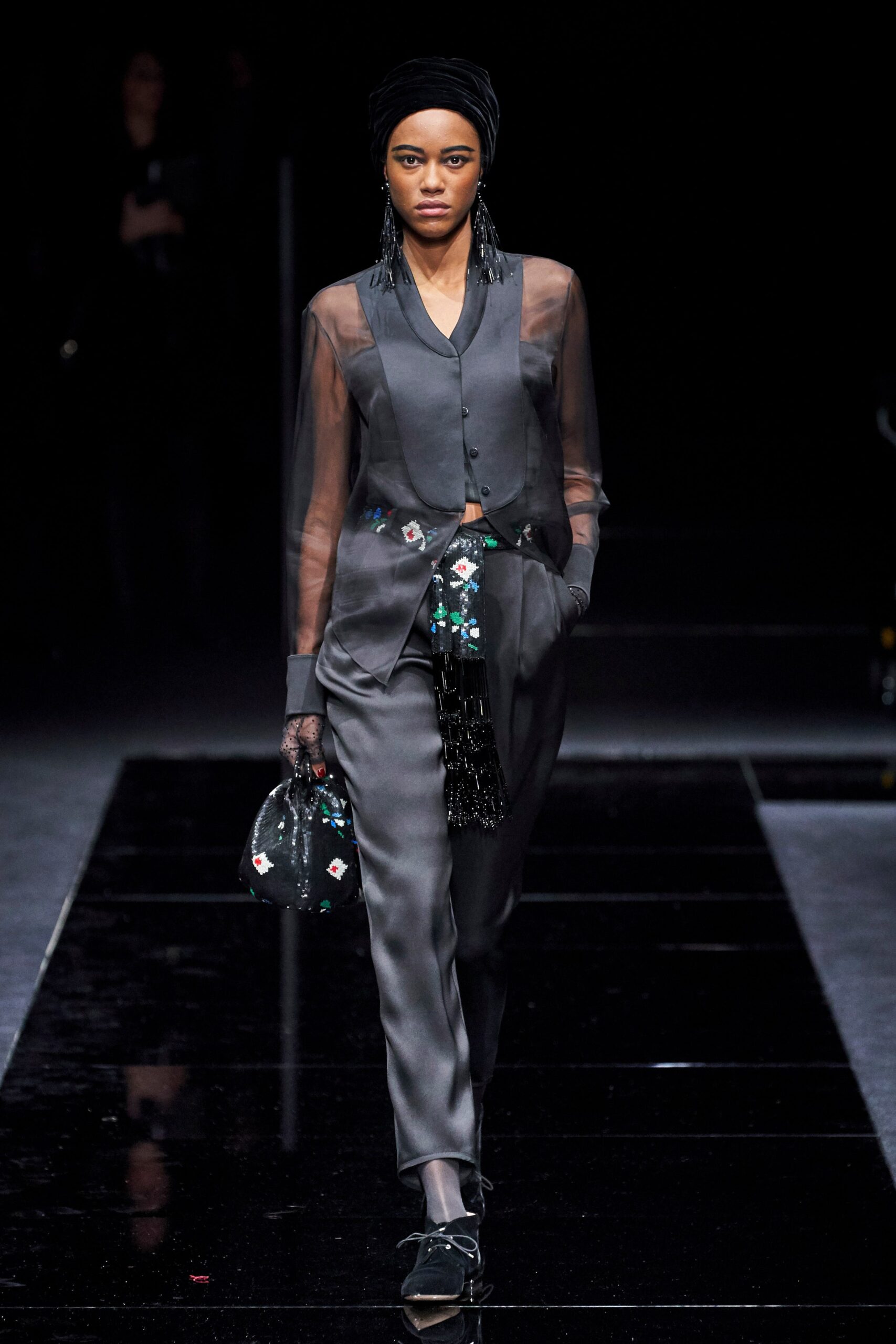 Giorgio Armani F/W 20 Look 3