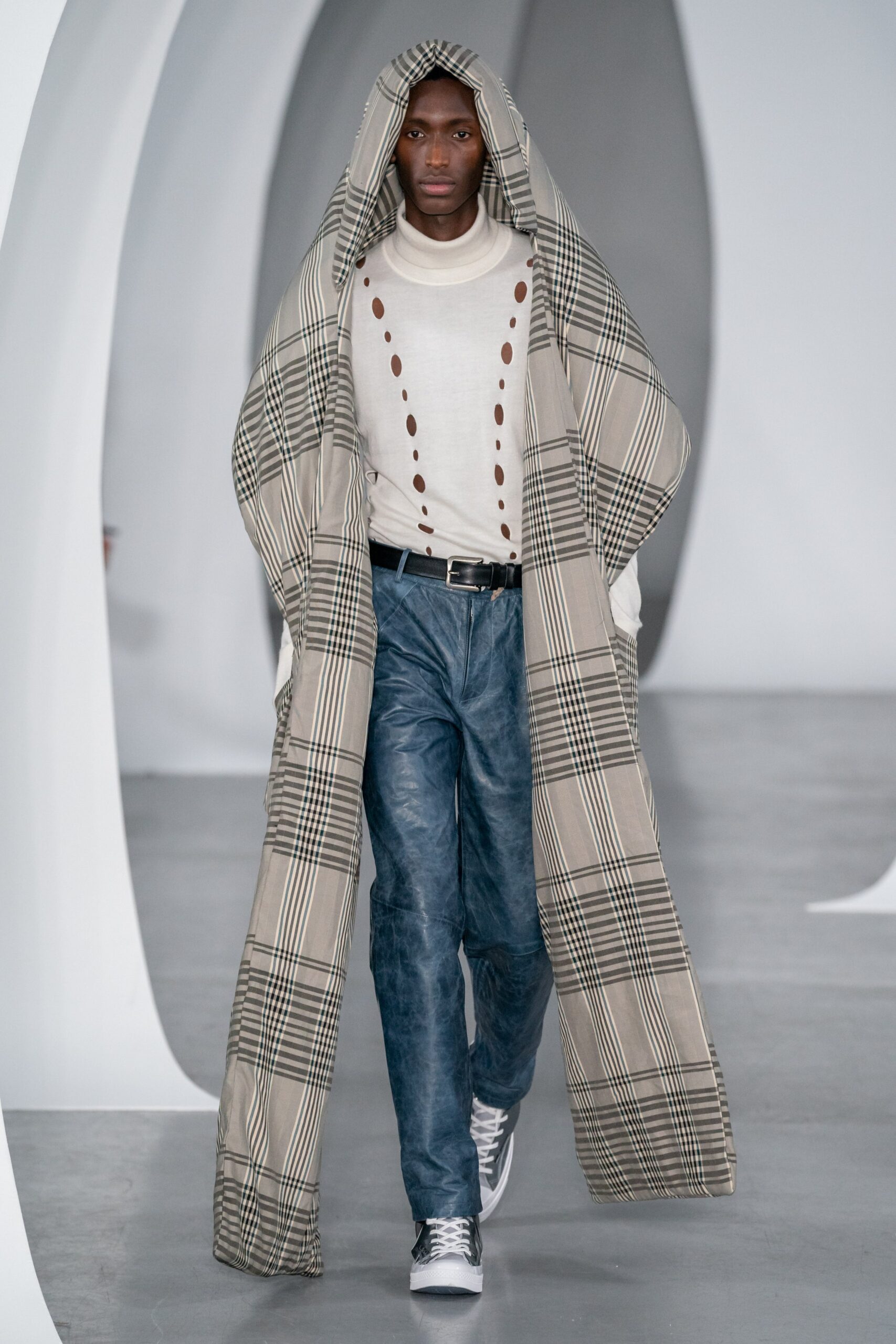 Feng Chen Wang F/W 19 Menswear Look 27