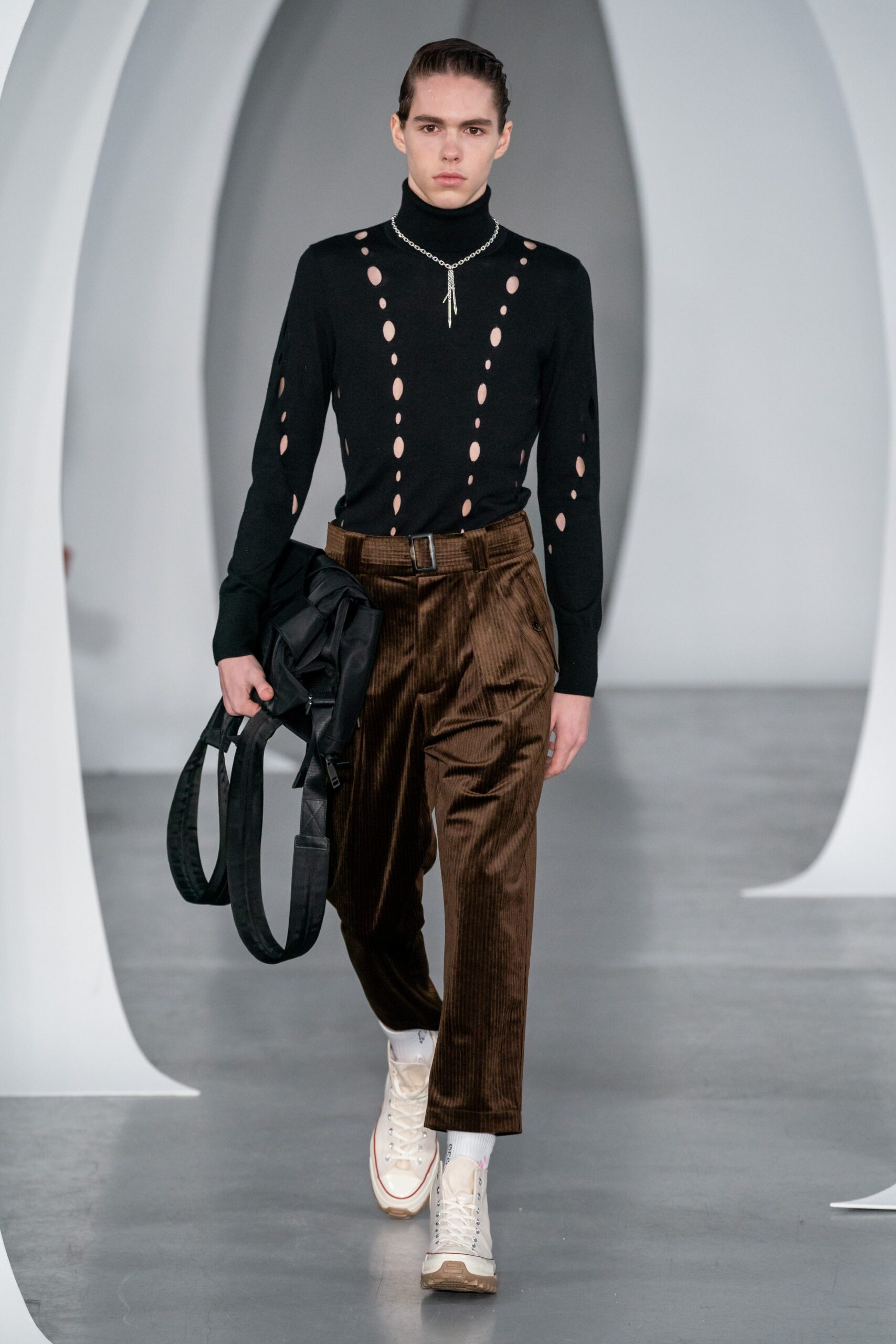 Feng Chen Wang F/W 19 Menswear Look 38