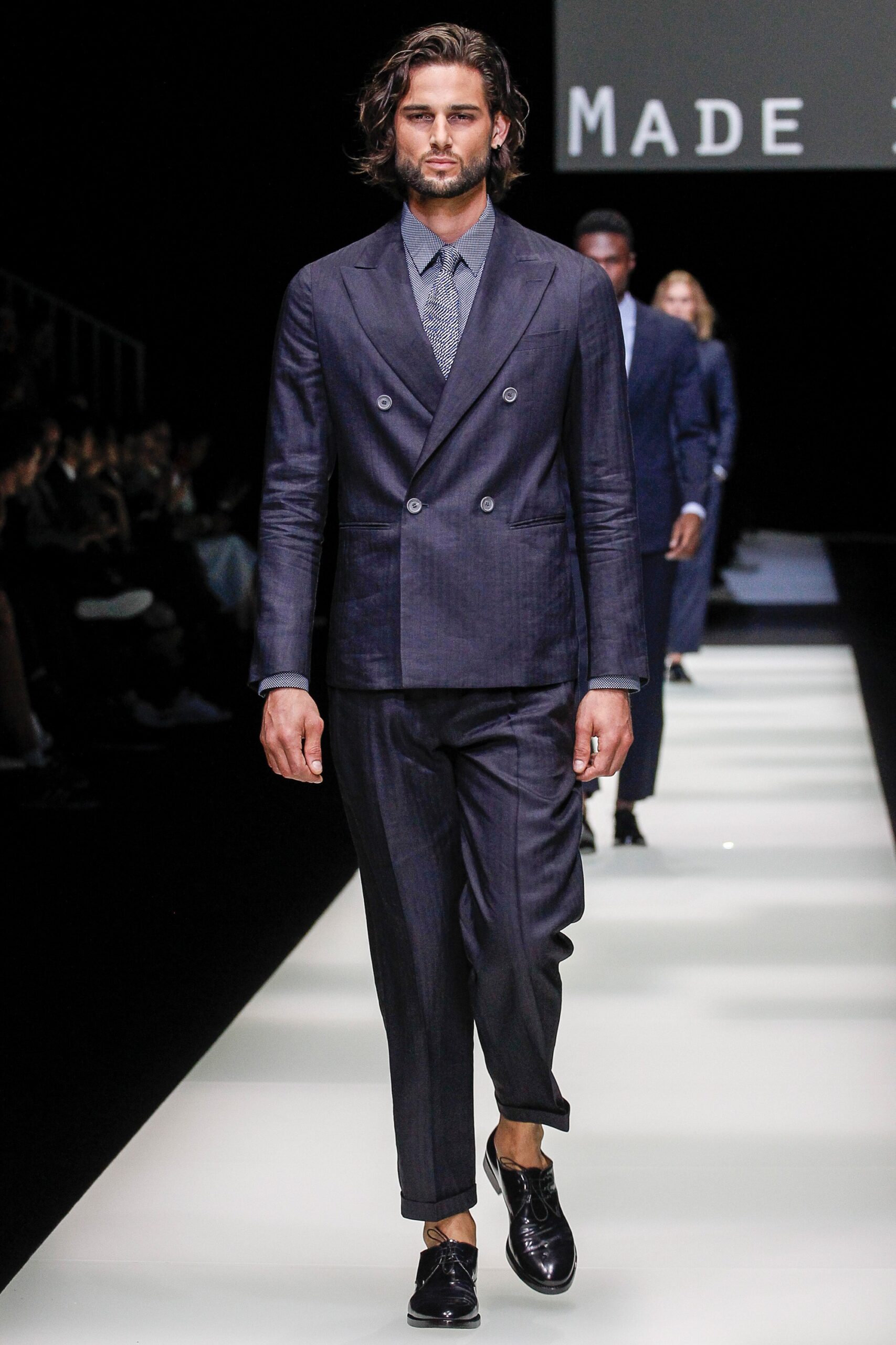 Giorgio Armani S/S 18 Menswear Look 4