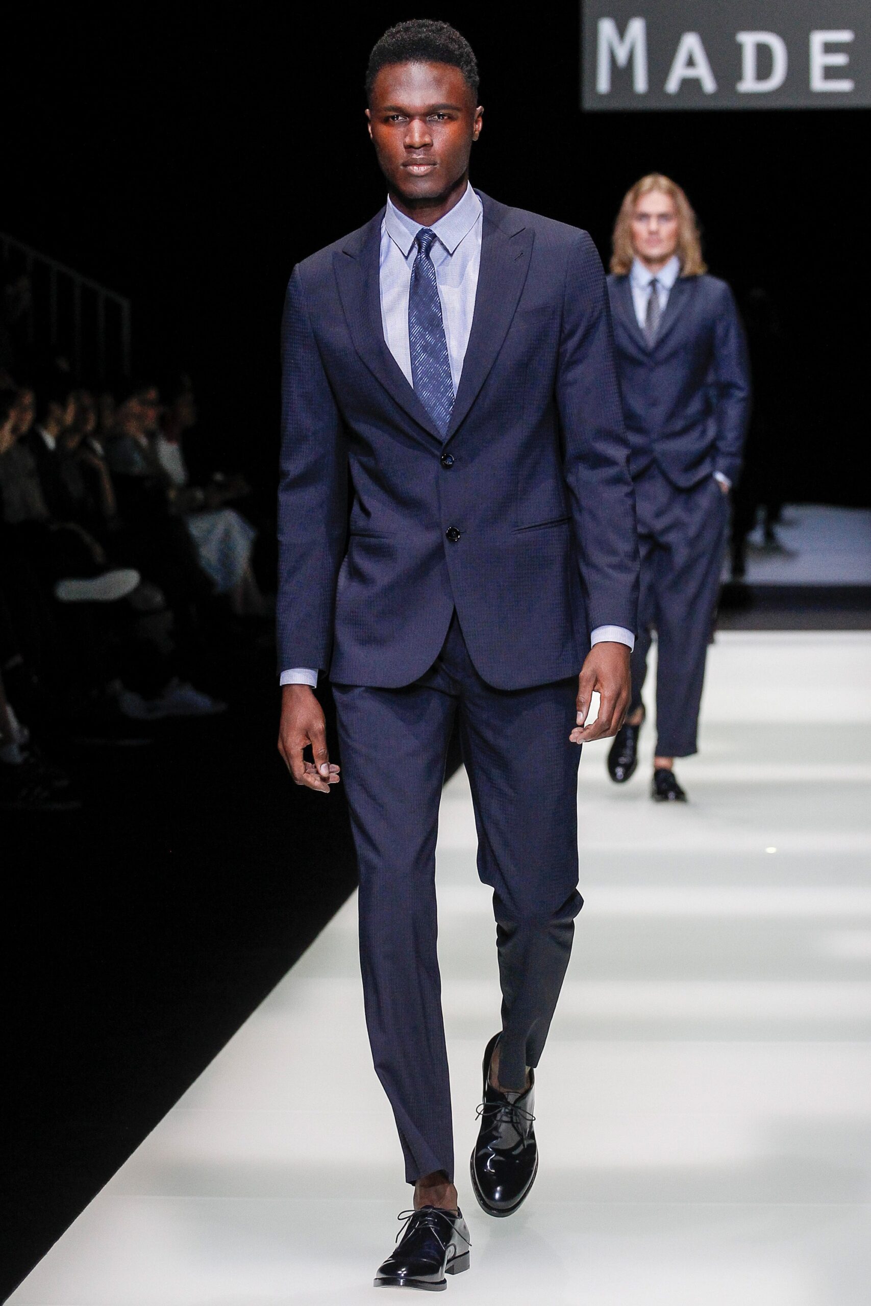 Giorgio Armani S/S 18 Menswear Look 5