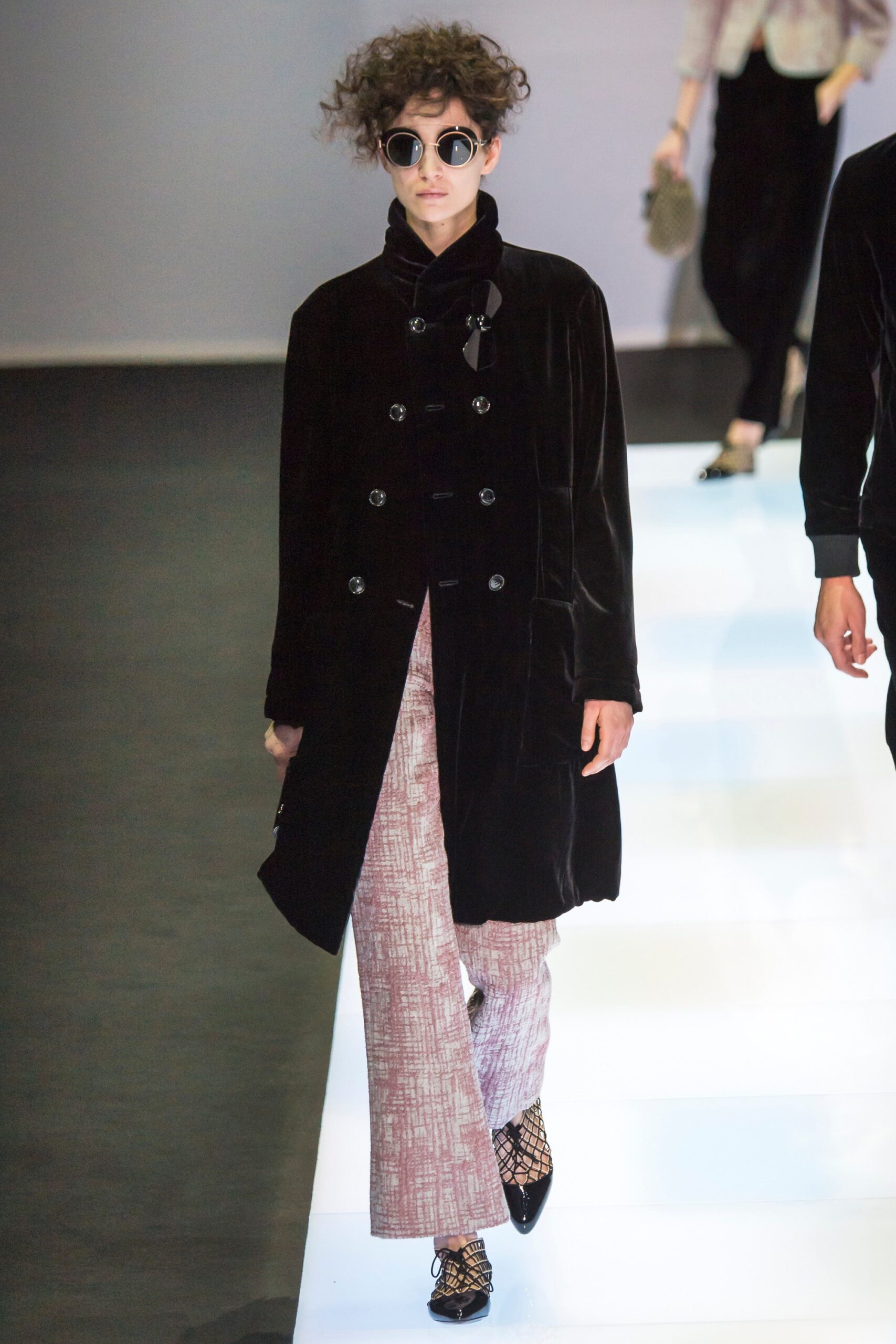 Giorgio Armani F/W 16 Look 2