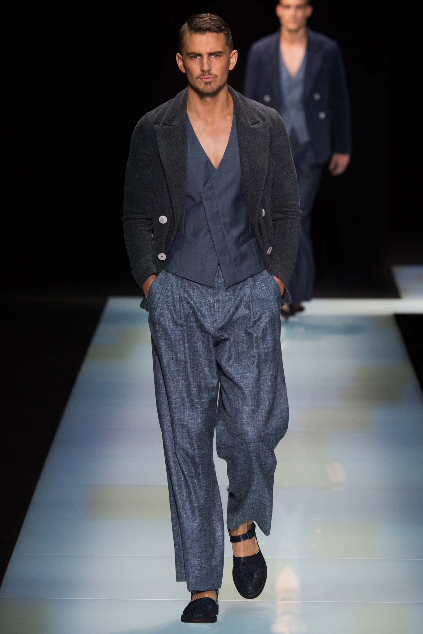 Giorgio Armani S/S 16 Menswear Look 2