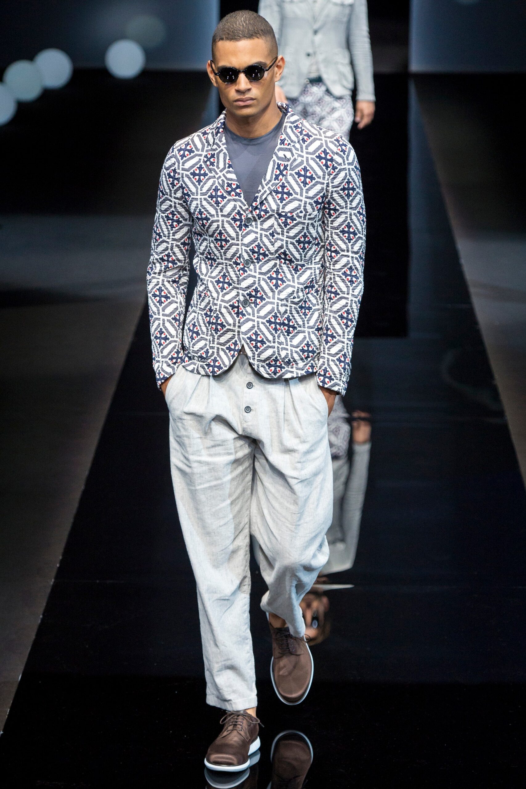 Giorgio Armani S/S 17 Menswear Look 12