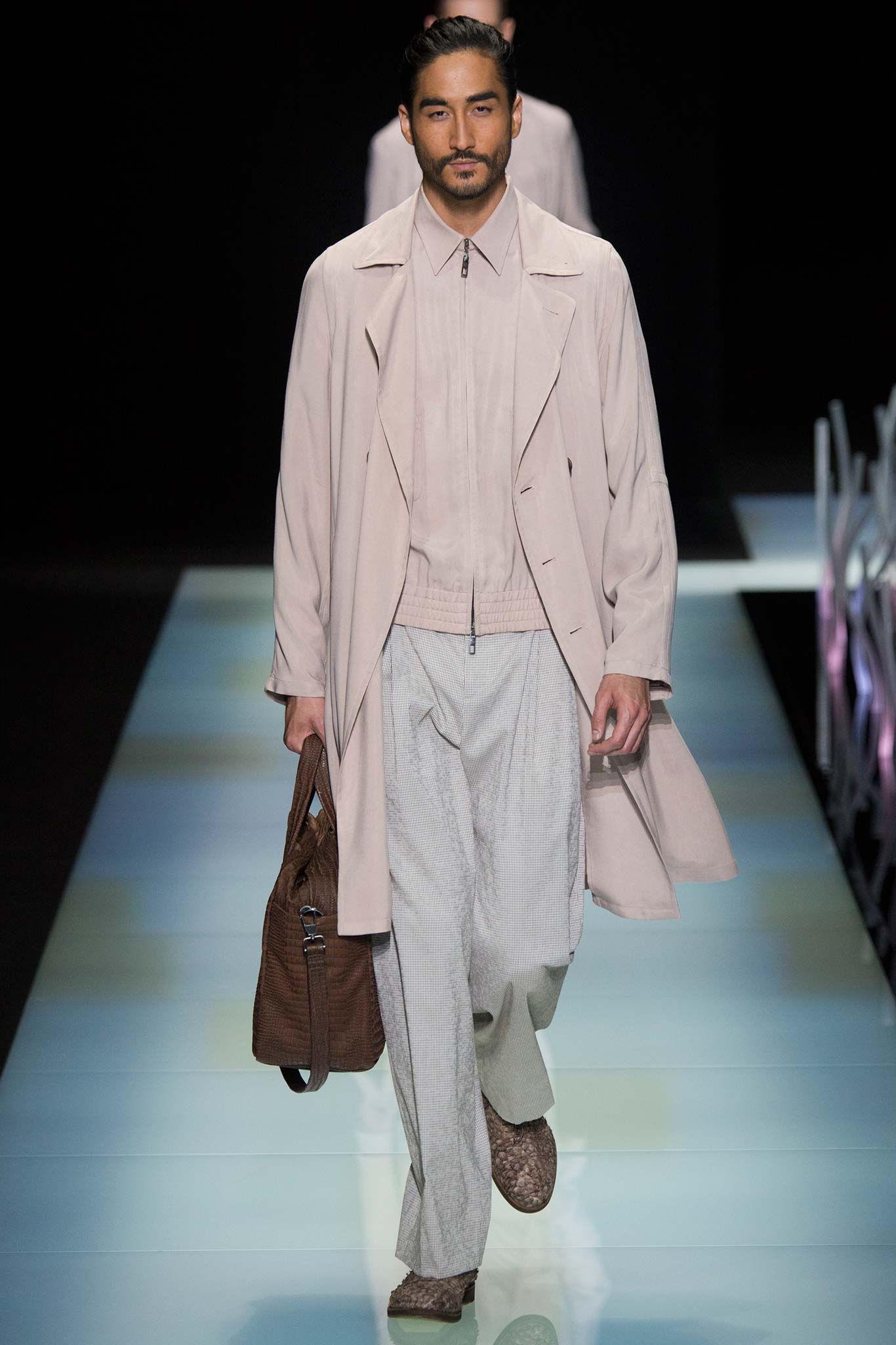 Giorgio Armani S/S 16 Menswear Look 18