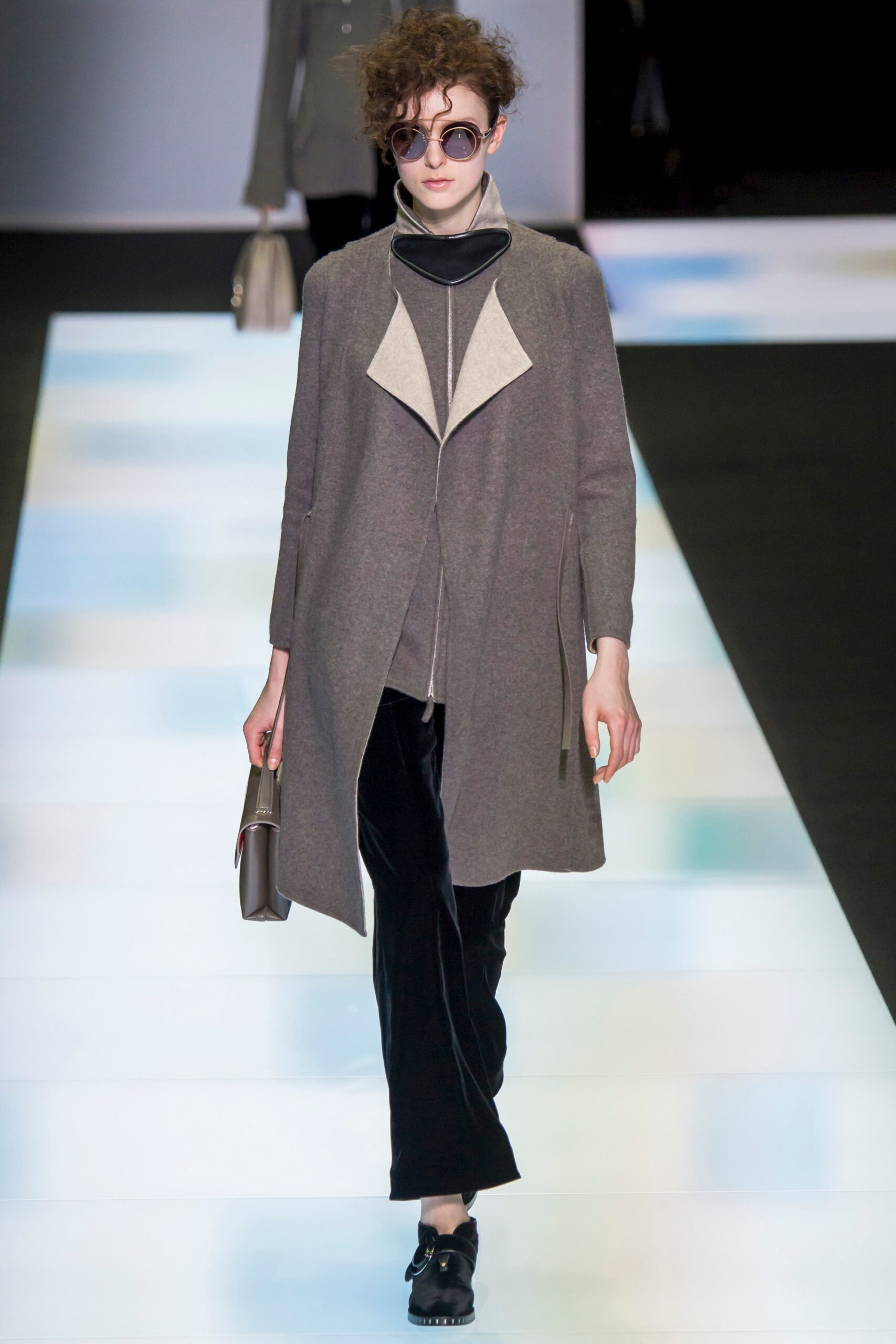 Giorgio Armani F/W 16 Look 19