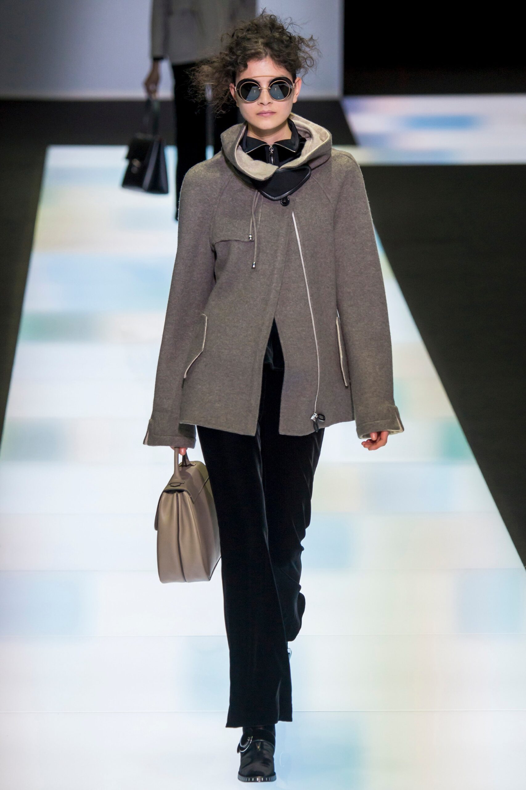 Giorgio Armani F/W 16 Look 20