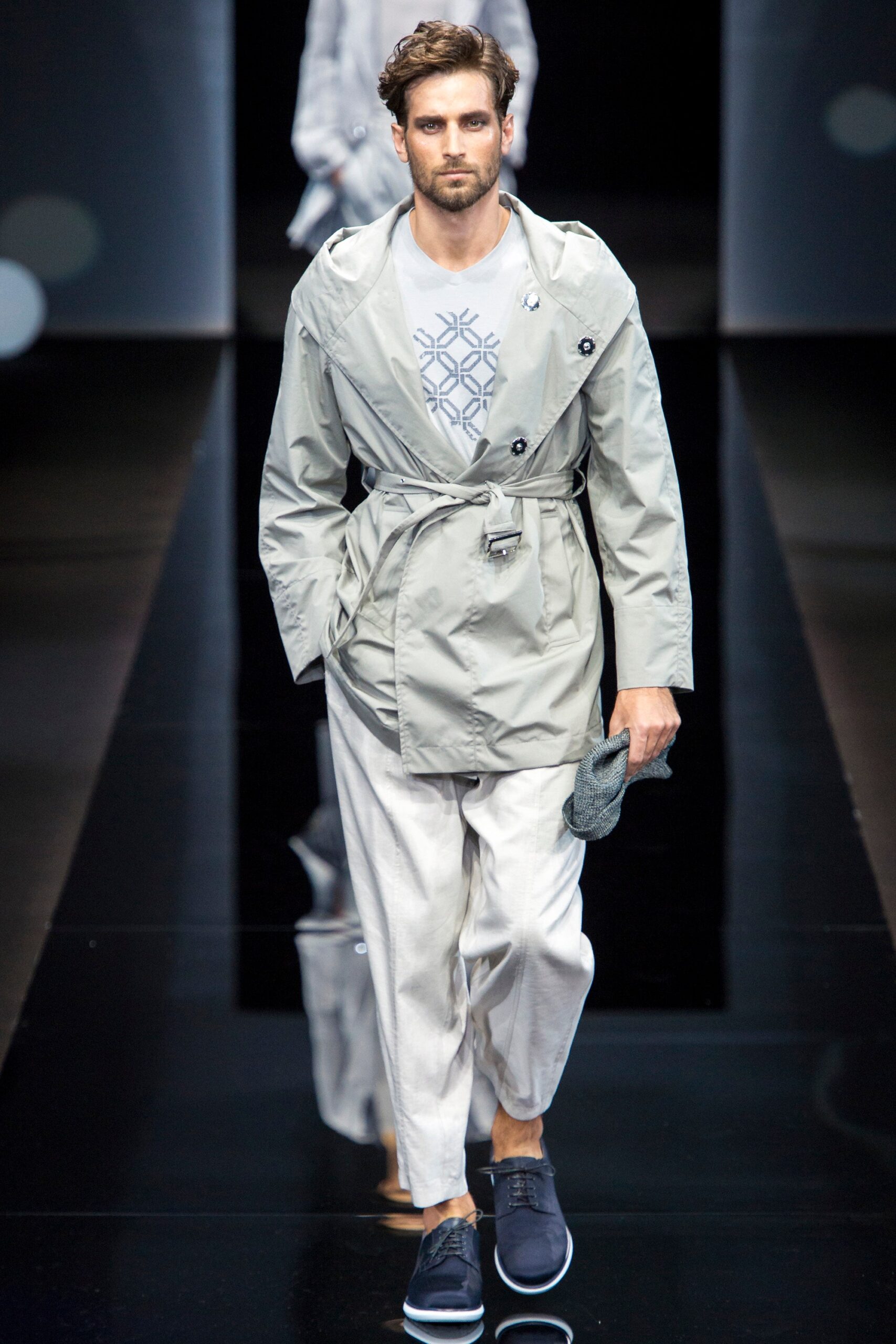 Giorgio Armani S/S 17 Menswear Look 18