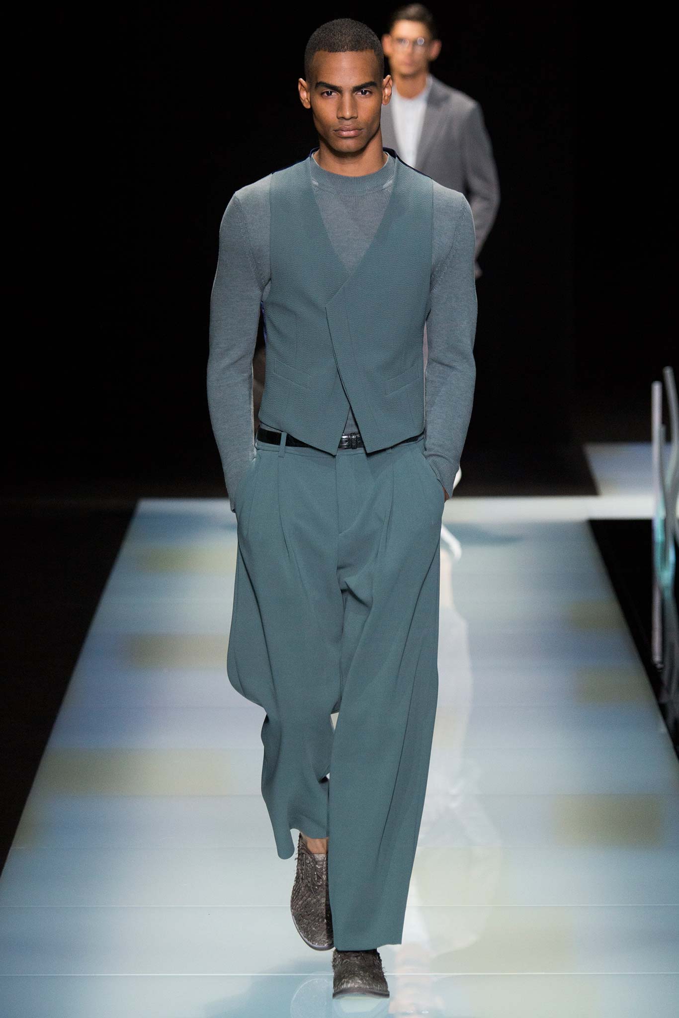 Giorgio Armani S/S 16 Menswear Look 30