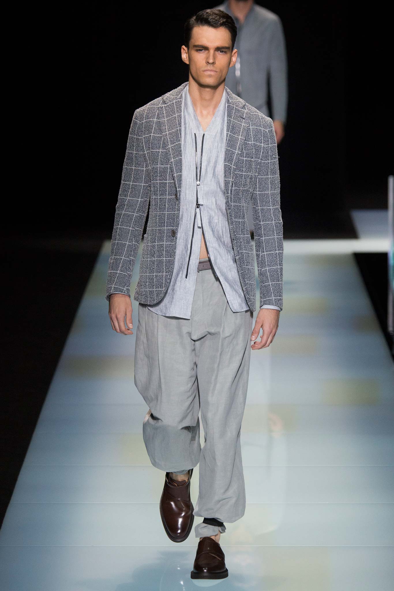 Giorgio Armani S/S 16 Menswear Look 32